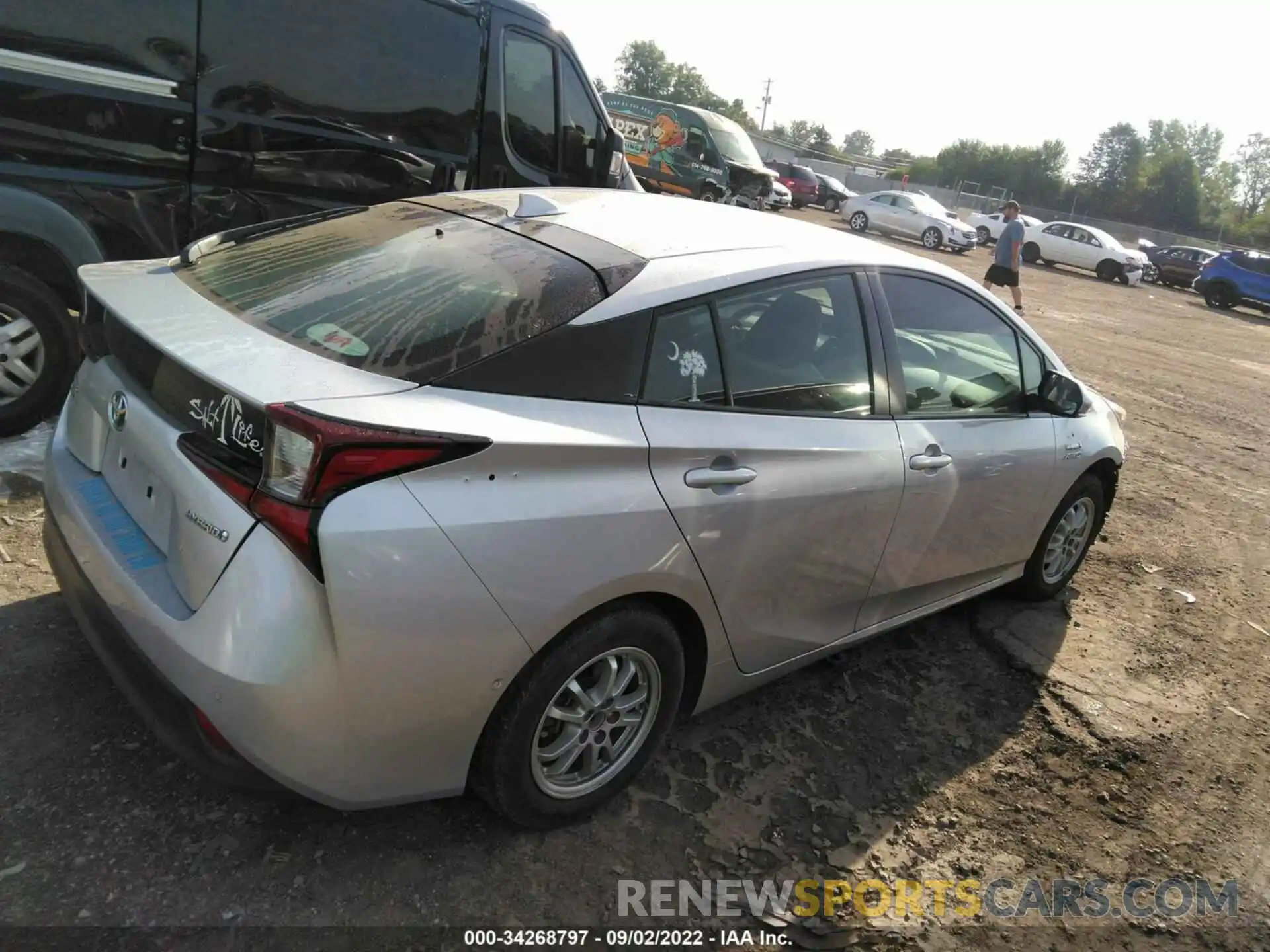 4 Photograph of a damaged car JTDL9RFU8K3009662 TOYOTA PRIUS 2019