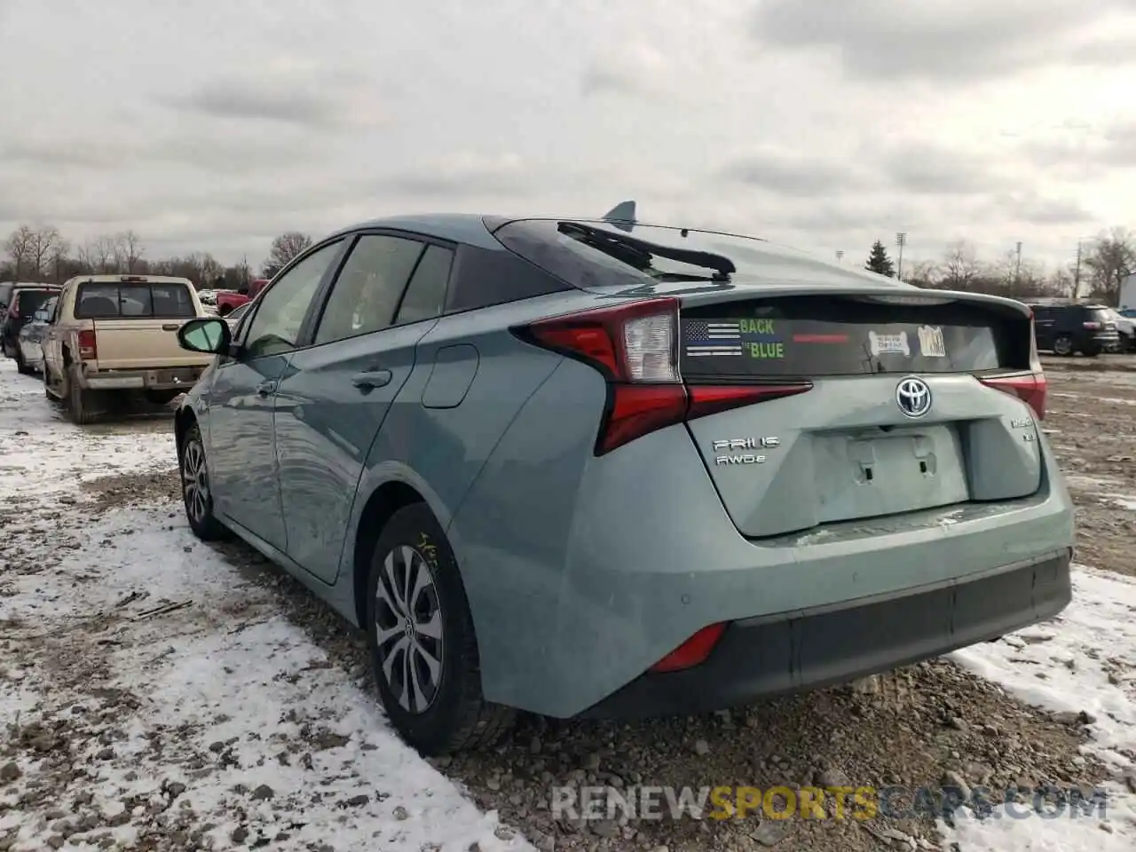 3 Фотография поврежденного автомобиля JTDL9RFU9K3004972 TOYOTA PRIUS 2019