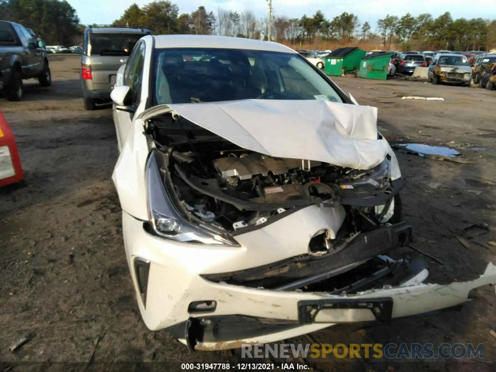 6 Photograph of a damaged car JTDL9RFU9K3005801 TOYOTA PRIUS 2019