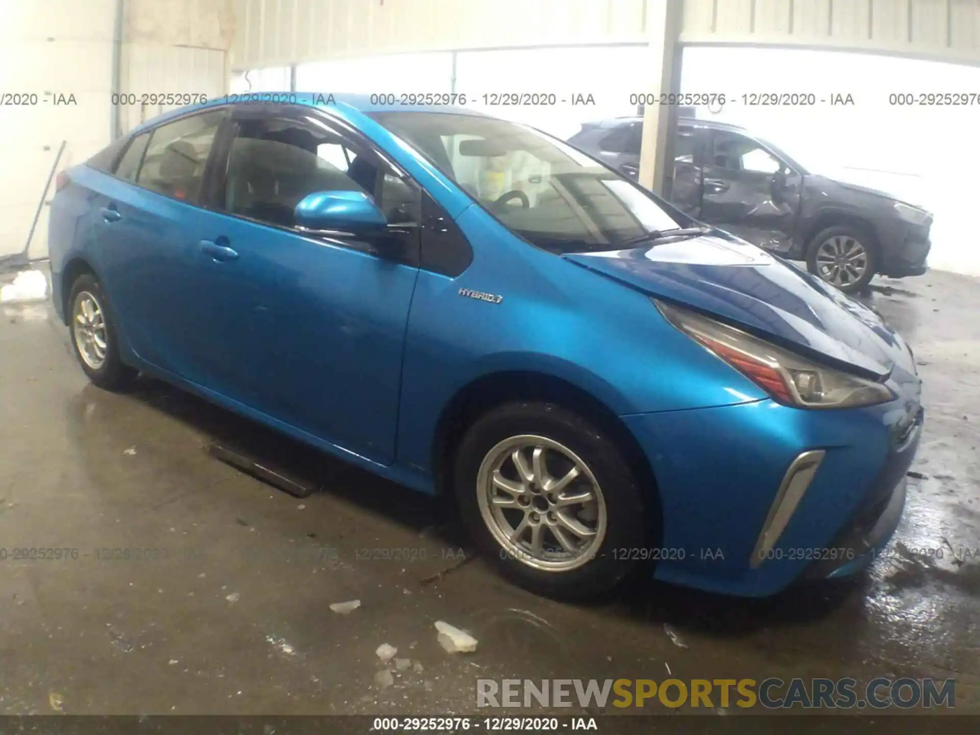 1 Photograph of a damaged car JTDL9RFU9K3006897 TOYOTA PRIUS 2019