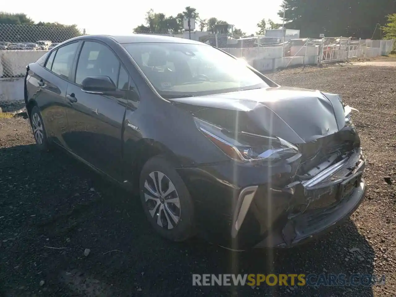 1 Photograph of a damaged car JTDL9RFU9K3009458 TOYOTA PRIUS 2019