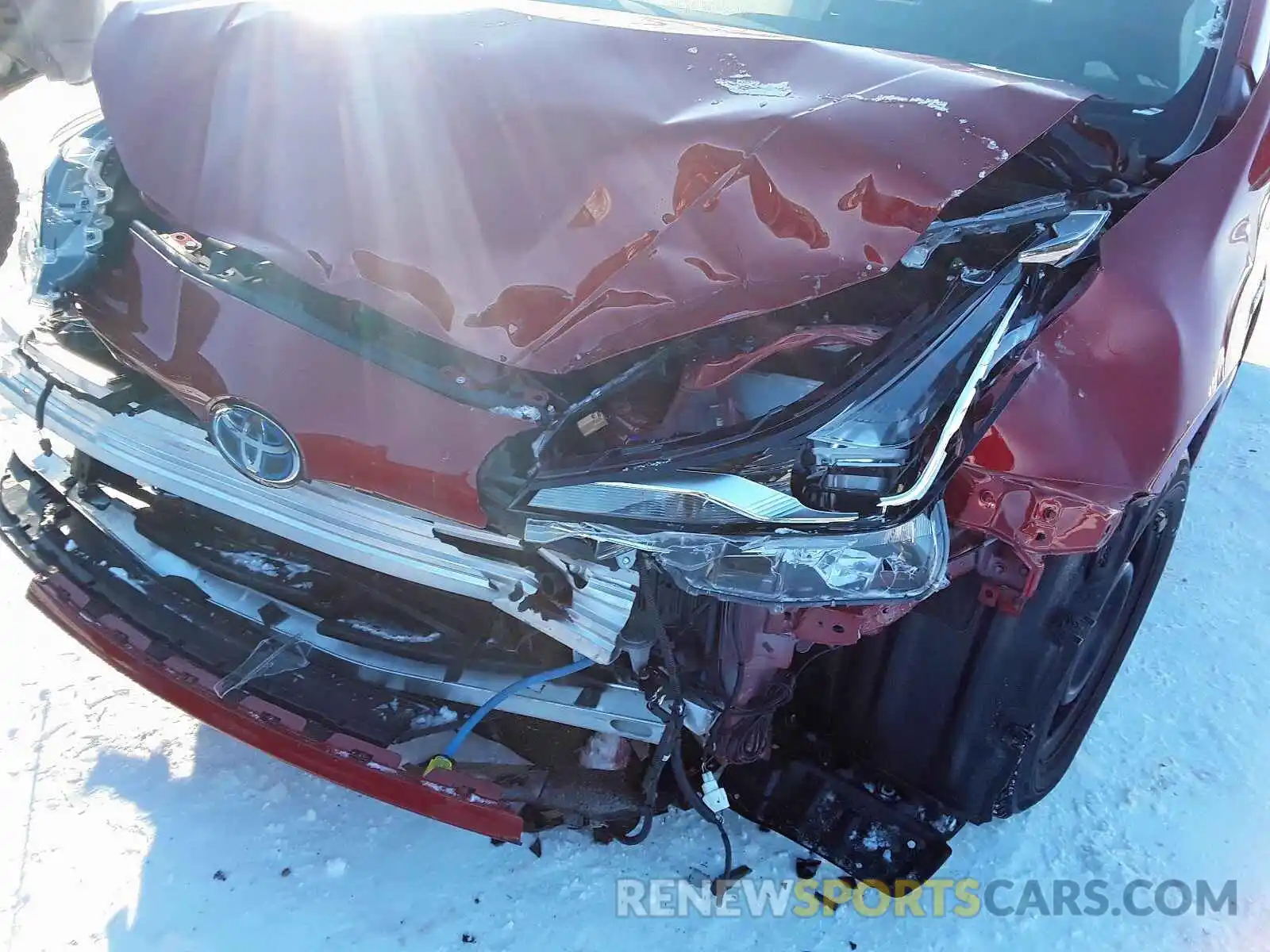 9 Photograph of a damaged car JTDL9RFU9K3011646 TOYOTA PRIUS 2019