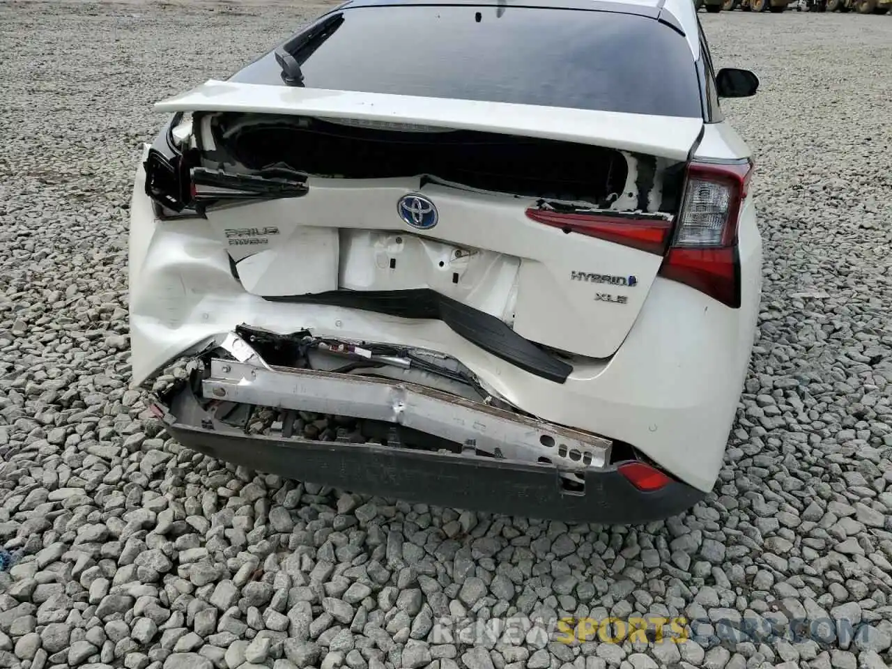 9 Photograph of a damaged car JTDL9RFU9K3012747 TOYOTA PRIUS 2019