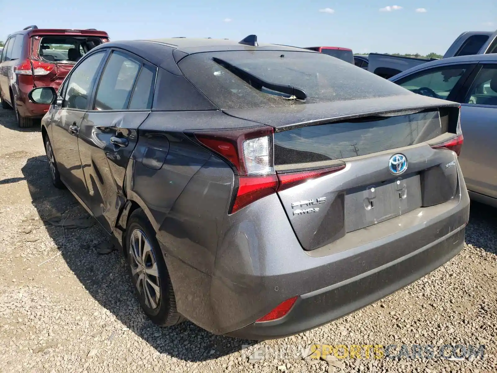 3 Фотография поврежденного автомобиля JTDL9RFUXK3000493 TOYOTA PRIUS 2019