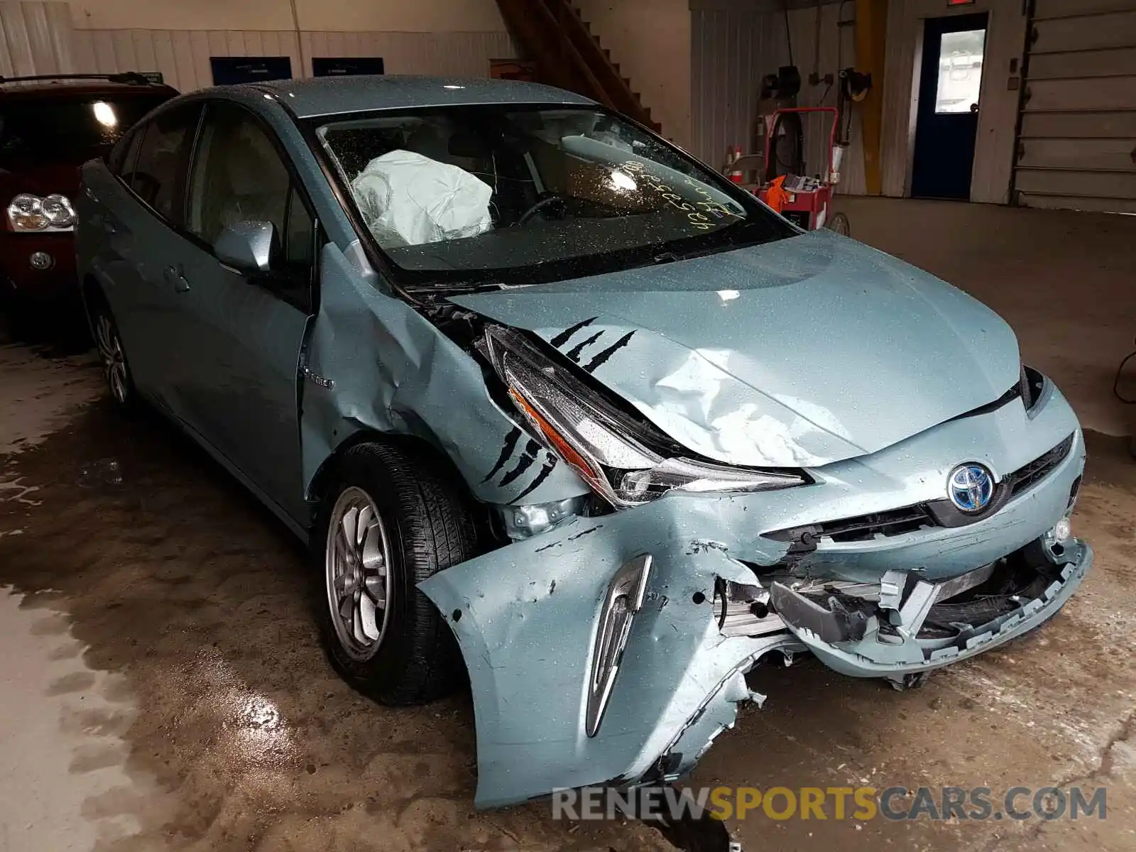 1 Photograph of a damaged car JTDL9RFUXK3005841 TOYOTA PRIUS 2019