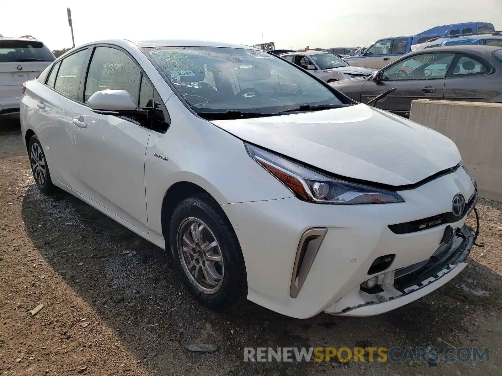 1 Photograph of a damaged car JTDL9RFUXK3006746 TOYOTA PRIUS 2019