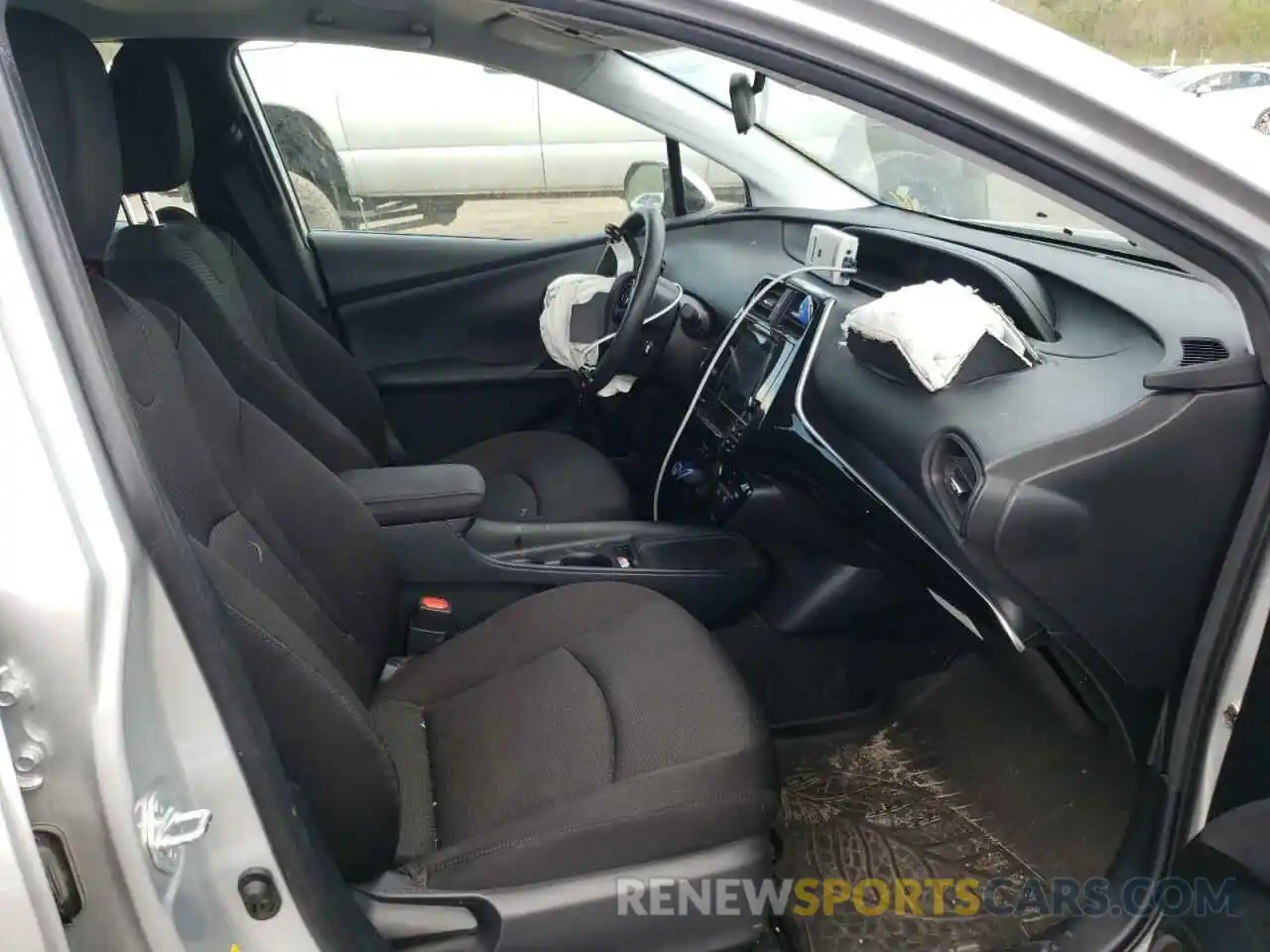 5 Photograph of a damaged car JTDL9RFUXK3008092 TOYOTA PRIUS 2019