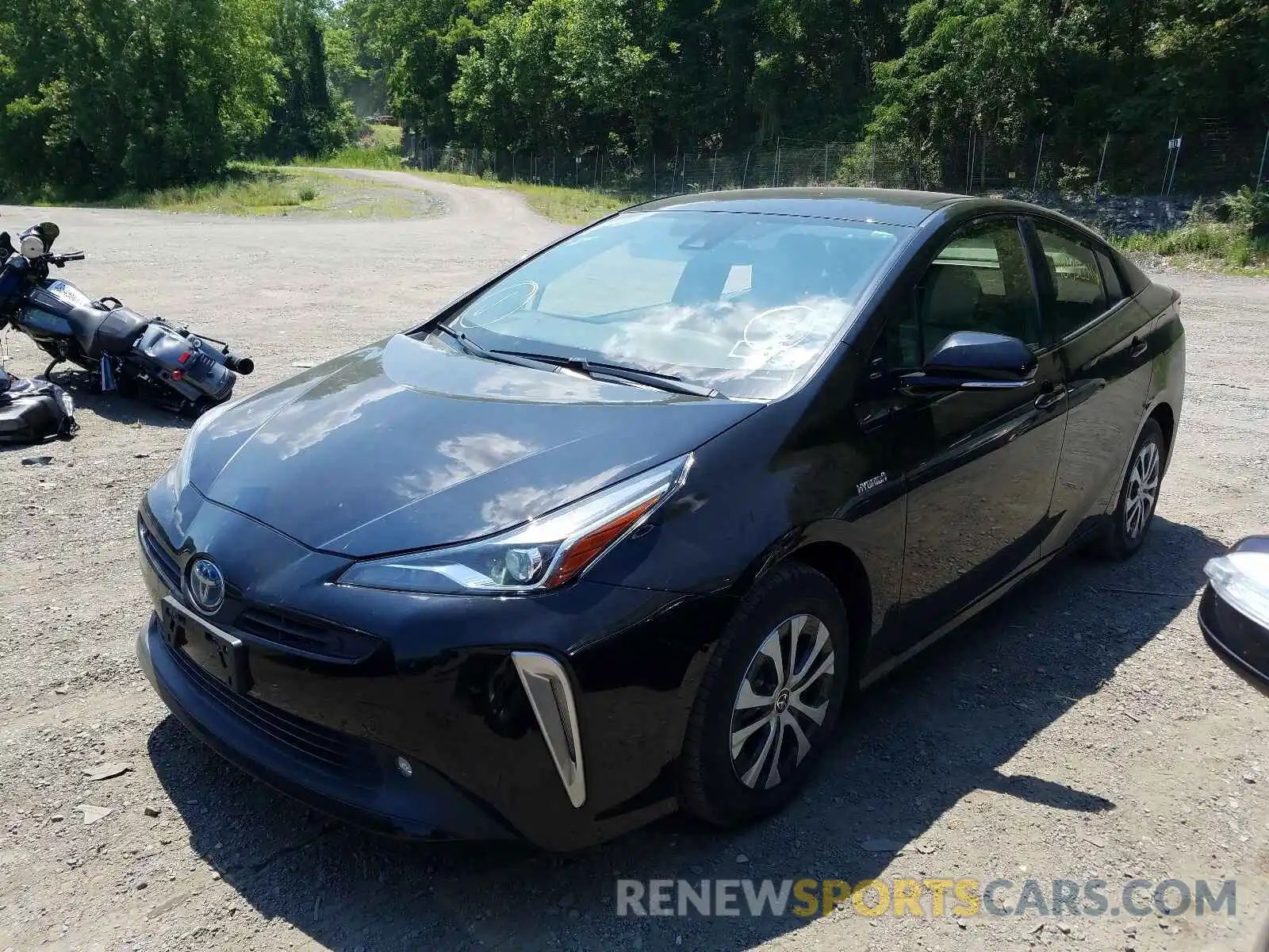 2 Photograph of a damaged car JTDL9RFUXK3011106 TOYOTA PRIUS 2019