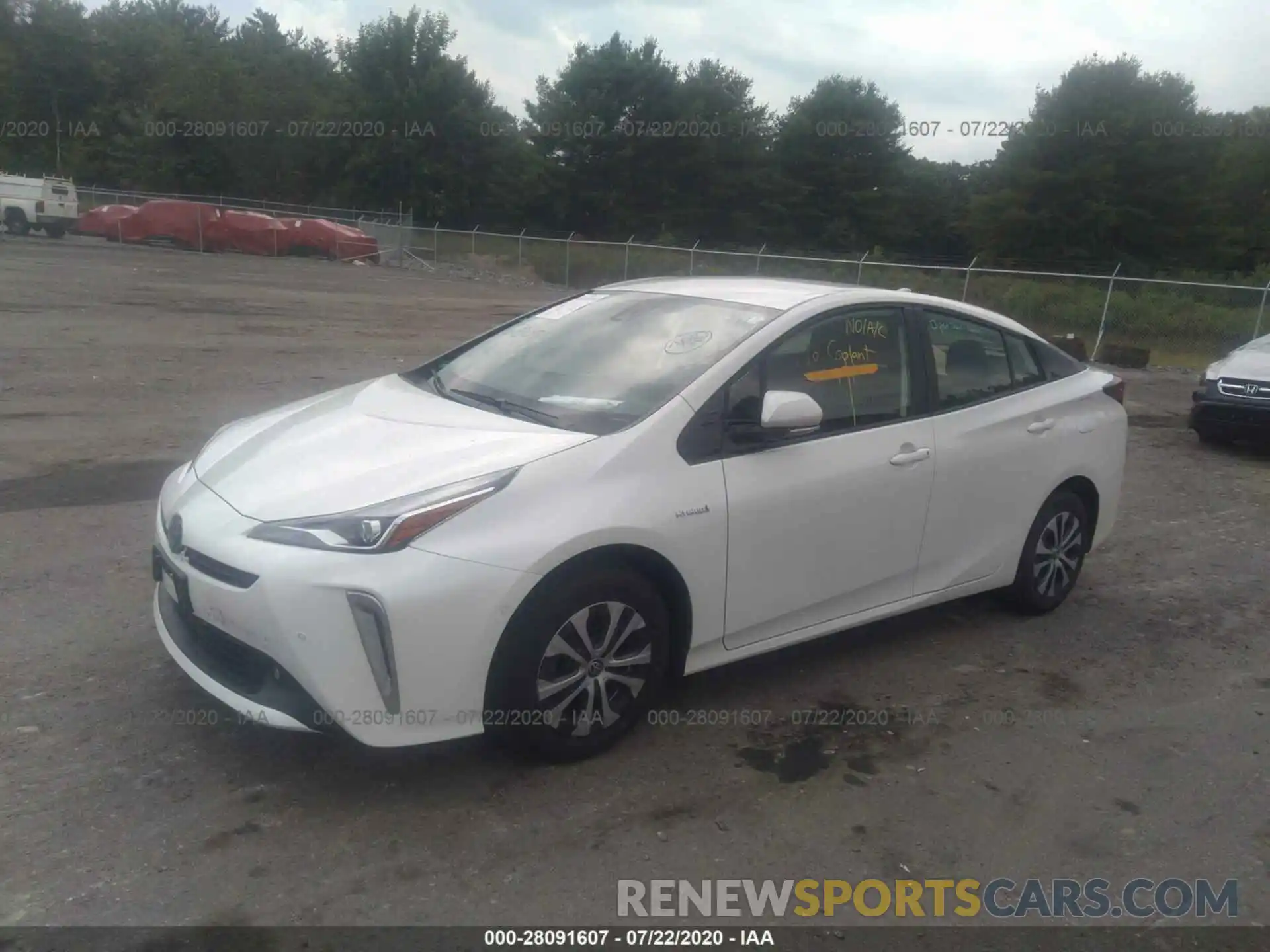 2 Фотография поврежденного автомобиля JTDL9RFUXK3011753 TOYOTA PRIUS 2019