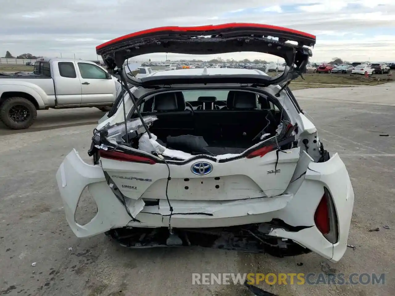 6 Photograph of a damaged car JTDKARFP2L3128032 TOYOTA PRIUS 2020