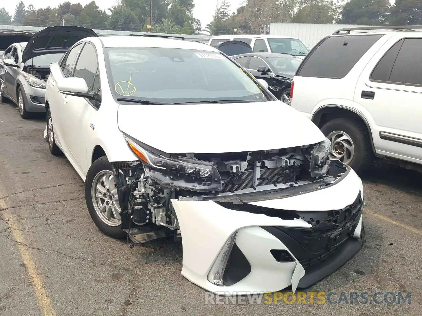 1 Photograph of a damaged car JTDKARFP2L3136857 TOYOTA PRIUS 2020