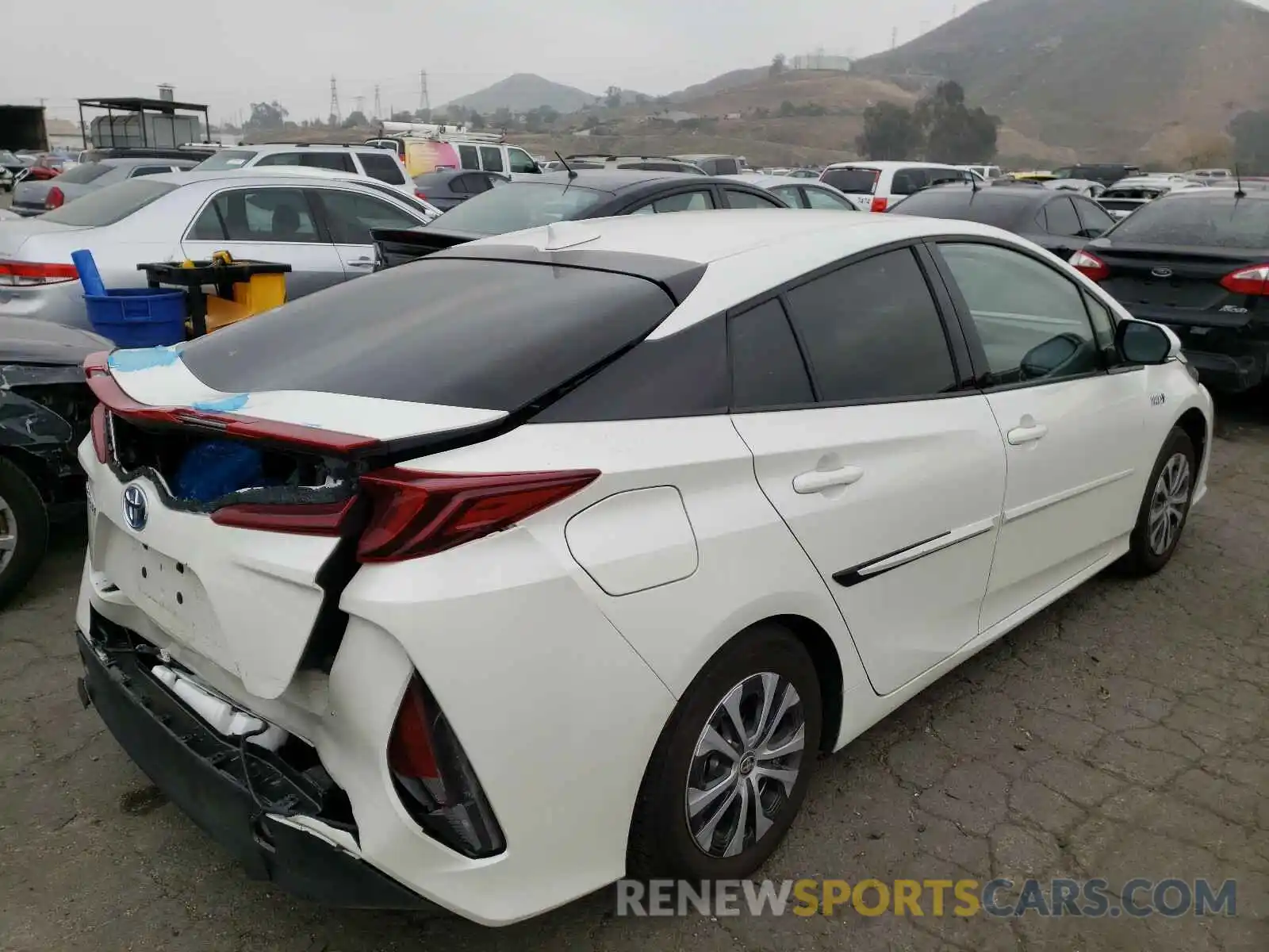 4 Photograph of a damaged car JTDKARFP3L3160990 TOYOTA PRIUS 2020