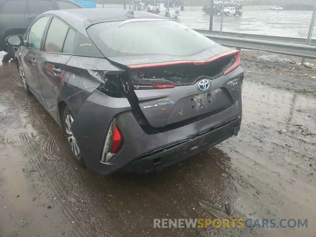 9 Фотография поврежденного автомобиля JTDKARFP4L3158343 TOYOTA PRIUS 2020