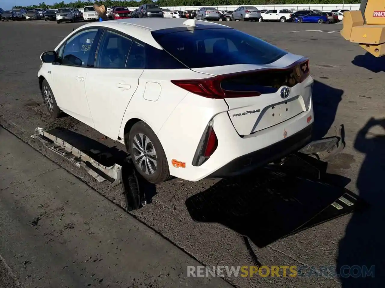 3 Photograph of a damaged car JTDKARFP6L3140684 TOYOTA PRIUS 2020