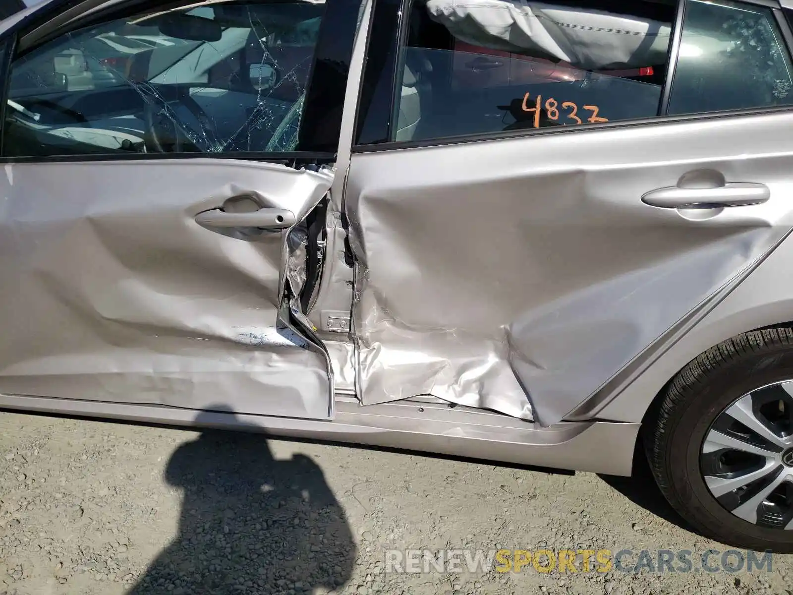 9 Photograph of a damaged car JTDKARFP7L3129290 TOYOTA PRIUS 2020