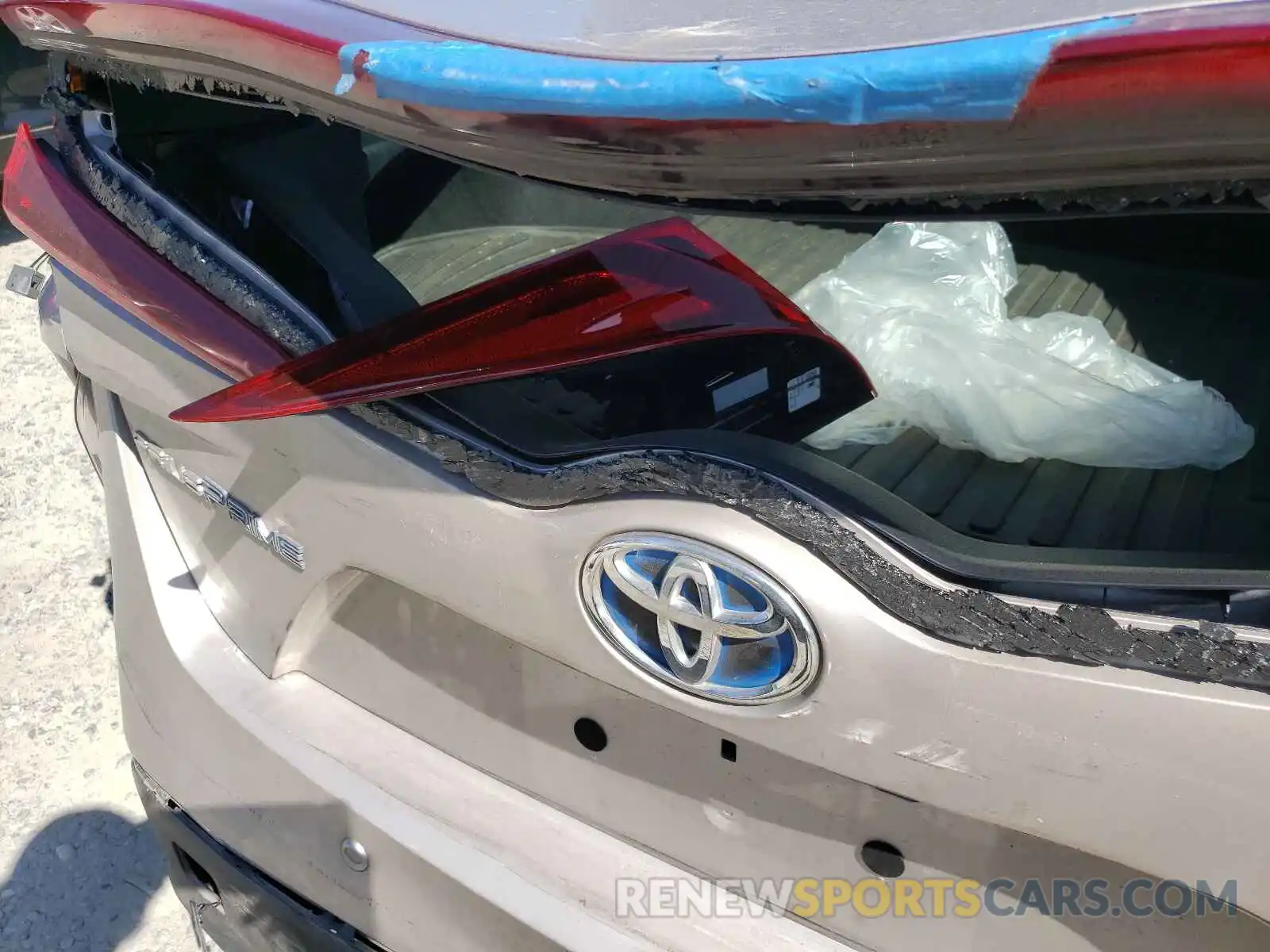 9 Photograph of a damaged car JTDKARFP7L3138023 TOYOTA PRIUS 2020