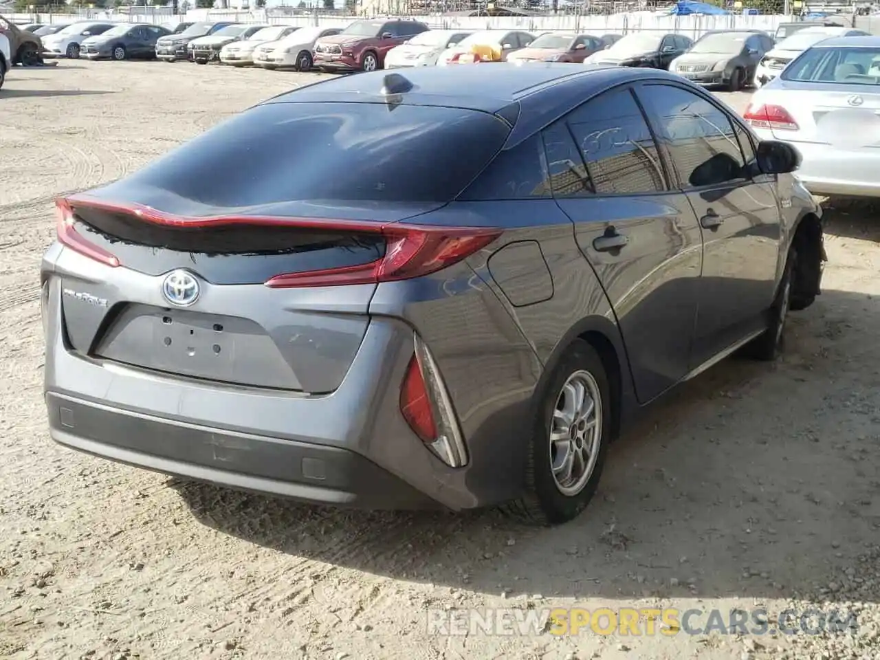 4 Фотография поврежденного автомобиля JTDKARFP7L3150768 TOYOTA PRIUS 2020