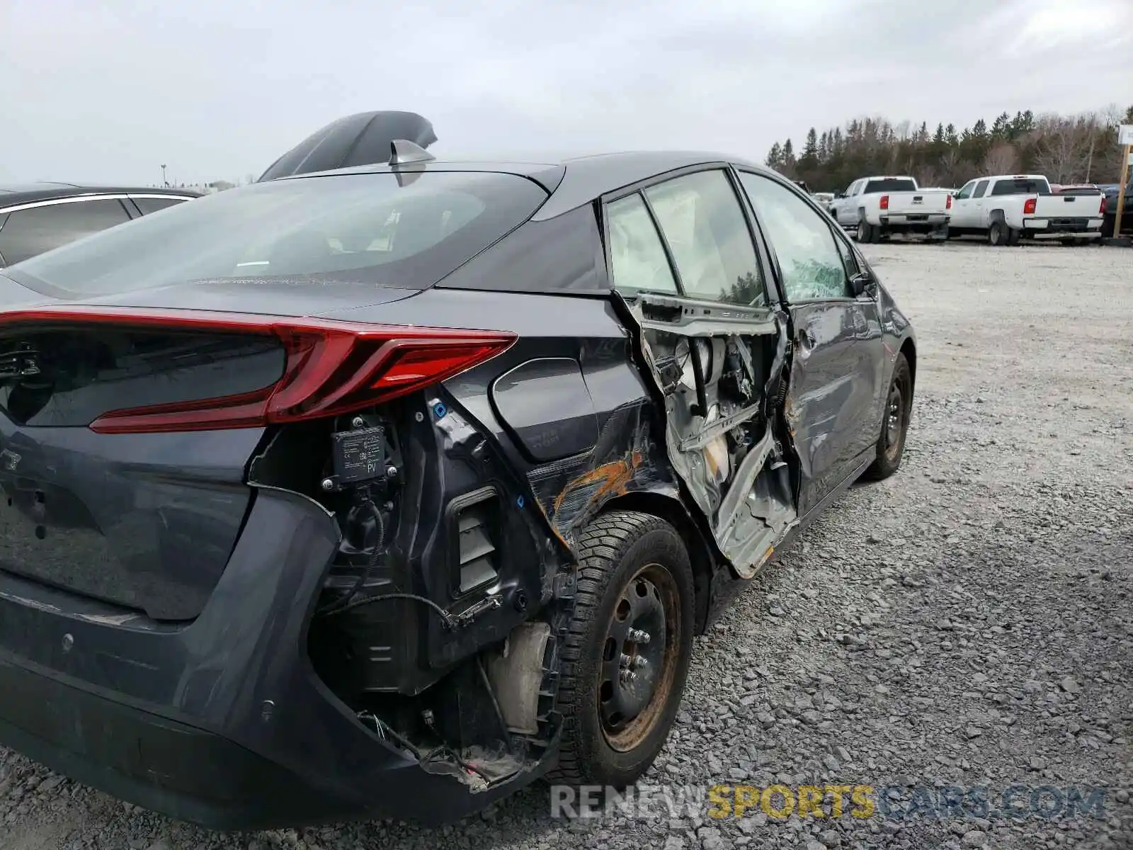 9 Фотография поврежденного автомобиля JTDKARFPXL3121166 TOYOTA PRIUS 2020