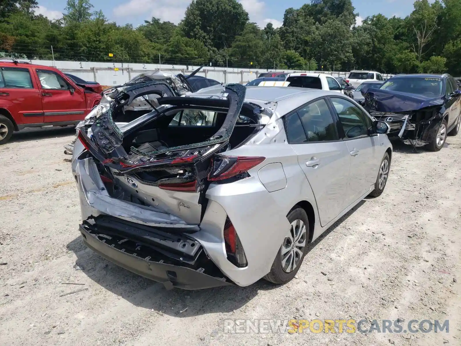 4 Фотография поврежденного автомобиля JTDKARFPXL3129557 TOYOTA PRIUS 2020