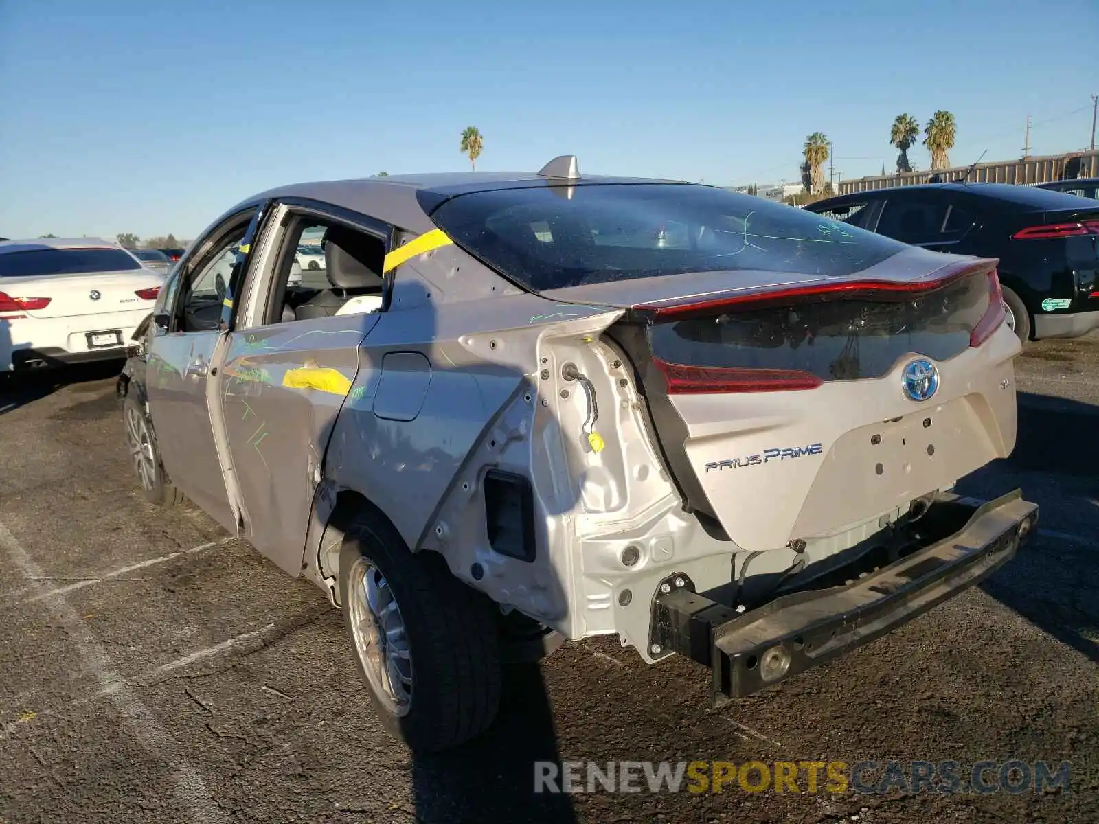 3 Photograph of a damaged car JTDKARFPXL3134970 TOYOTA PRIUS 2020