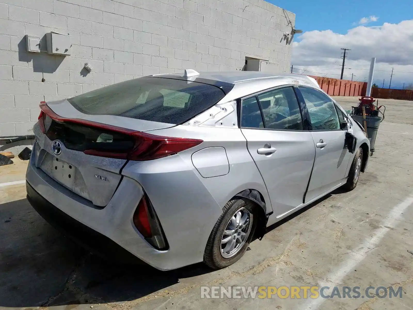 4 Photograph of a damaged car JTDKARFPXL3144172 TOYOTA PRIUS 2020