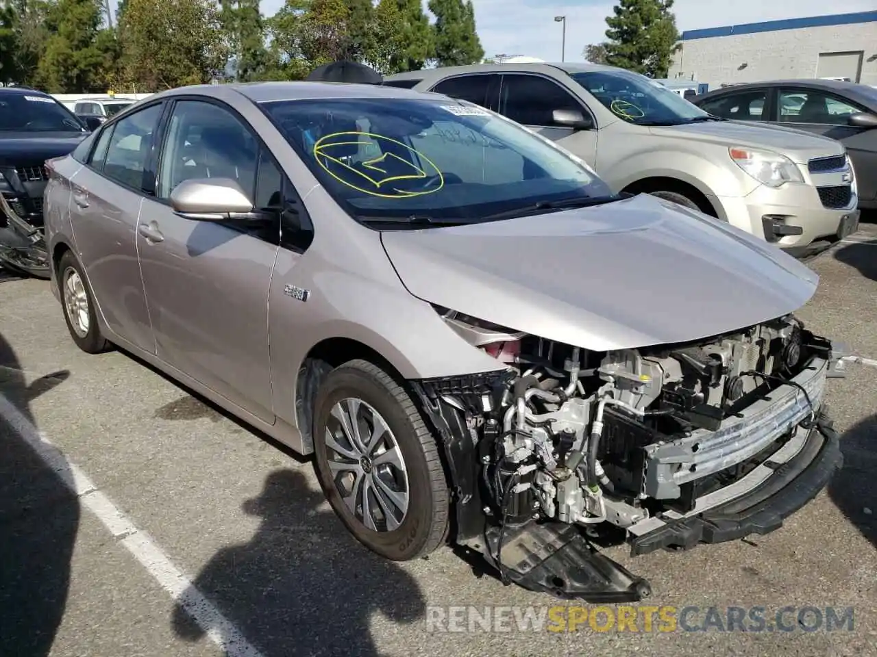 1 Photograph of a damaged car JTDKARFPXL3155513 TOYOTA PRIUS 2020