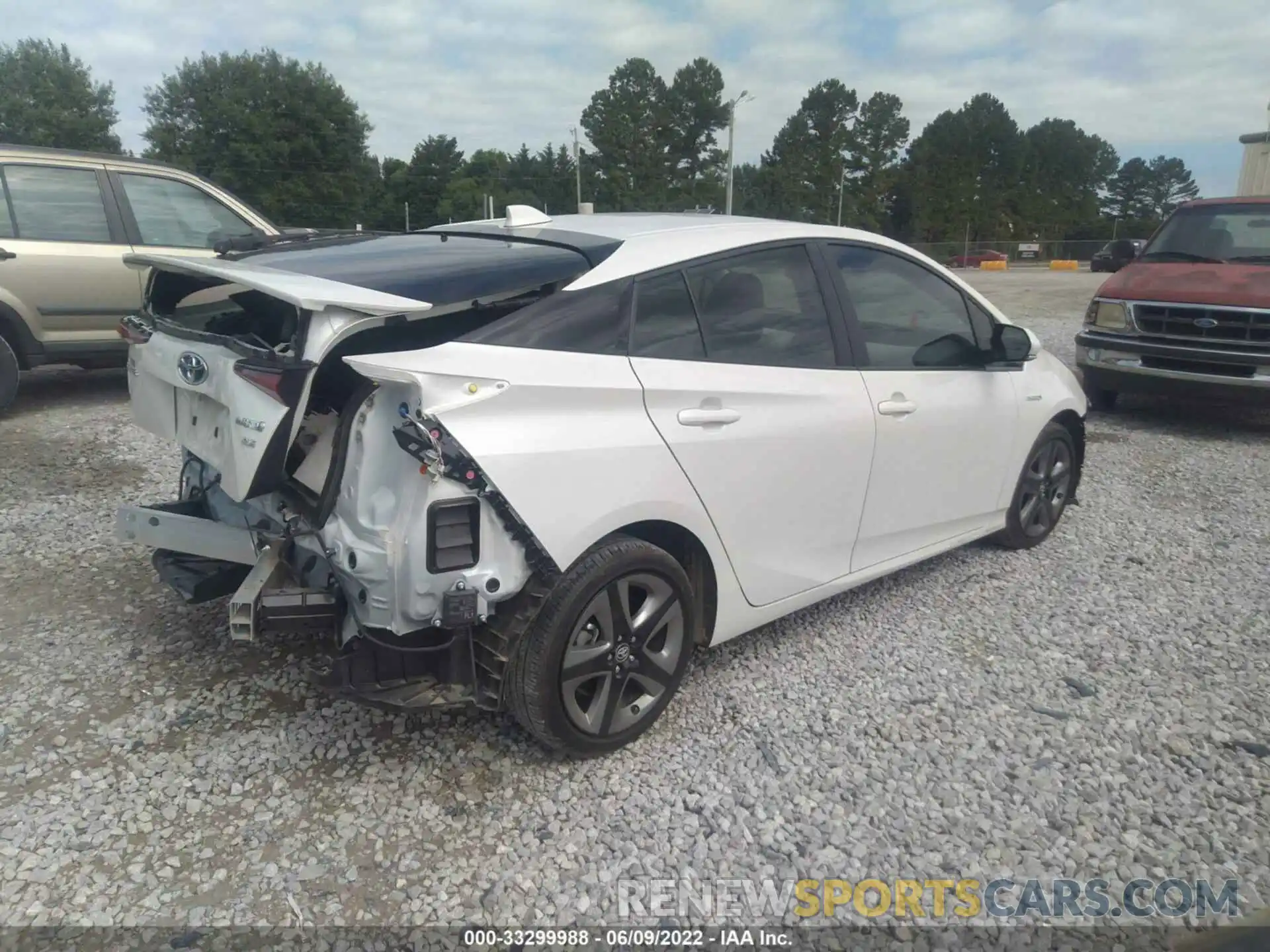 4 Photograph of a damaged car JTDKARFU0L3119612 TOYOTA PRIUS 2020