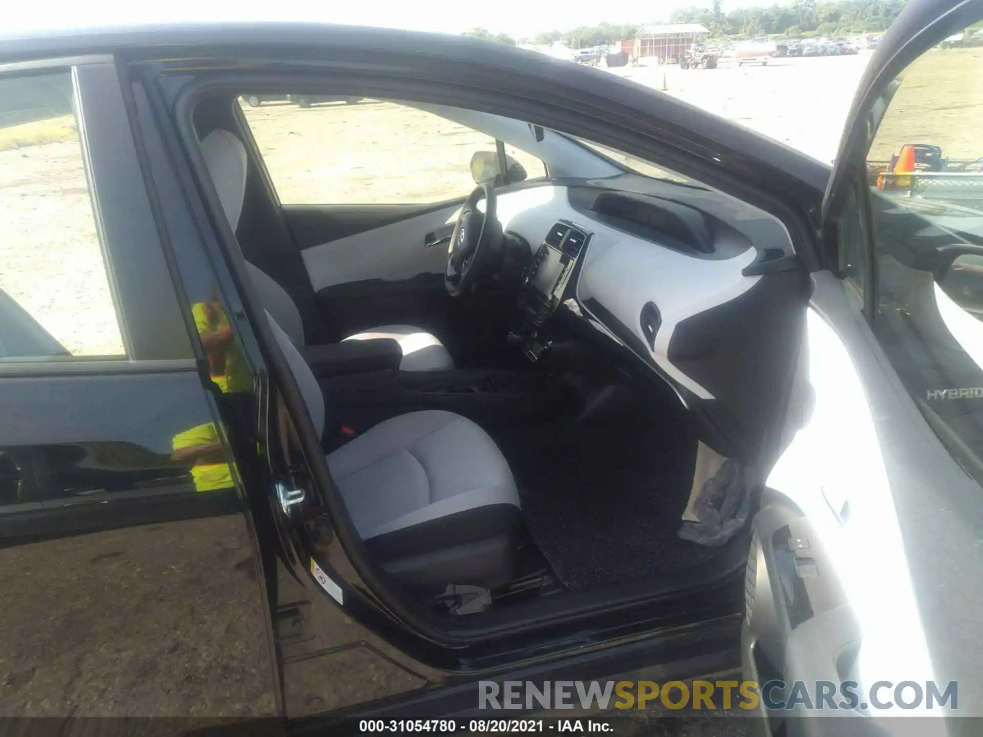 5 Photograph of a damaged car JTDKARFU0L3121831 TOYOTA PRIUS 2020