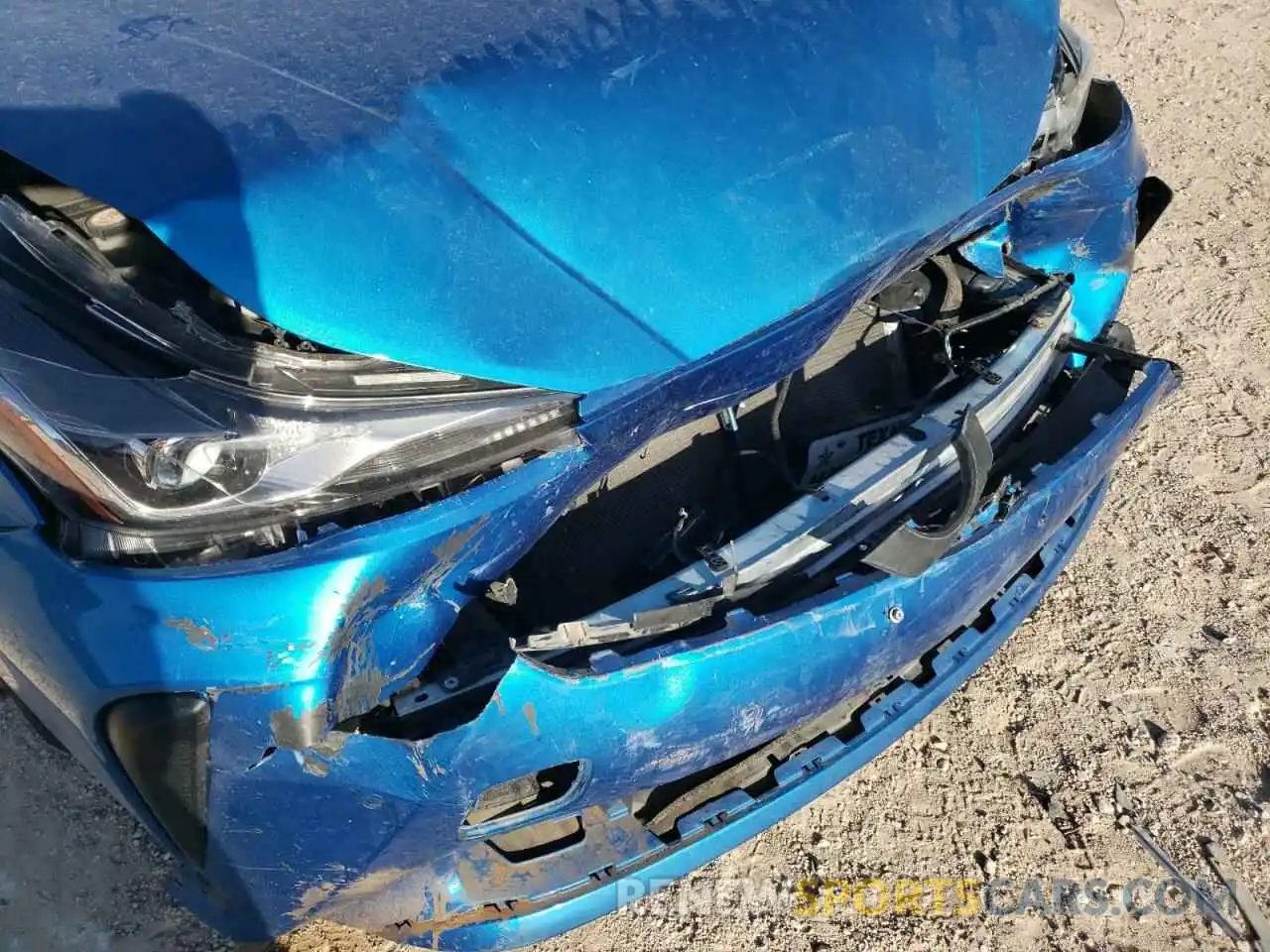 9 Photograph of a damaged car JTDKARFU1L3104987 TOYOTA PRIUS 2020