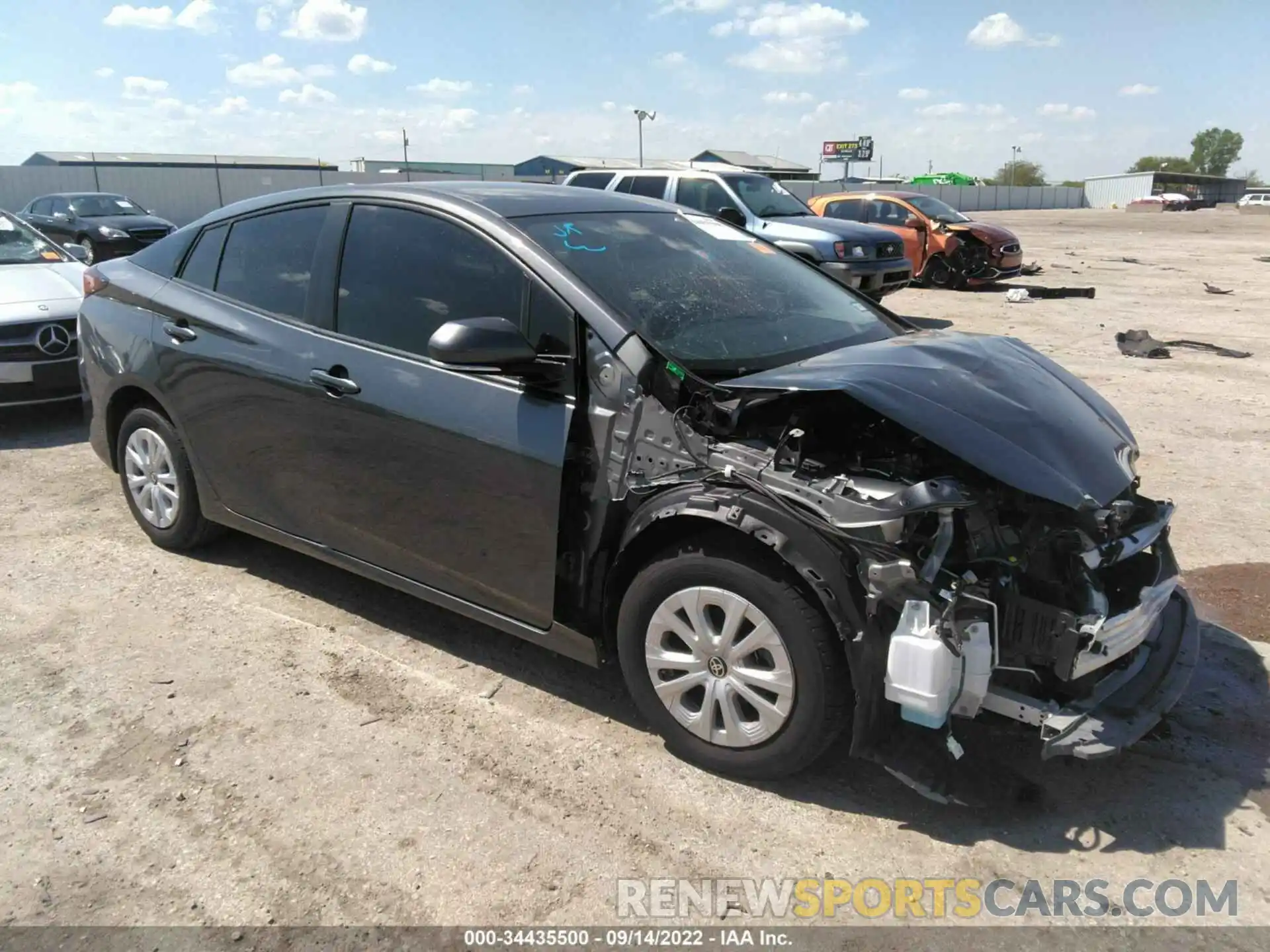 1 Photograph of a damaged car JTDKARFU1L3113625 TOYOTA PRIUS 2020