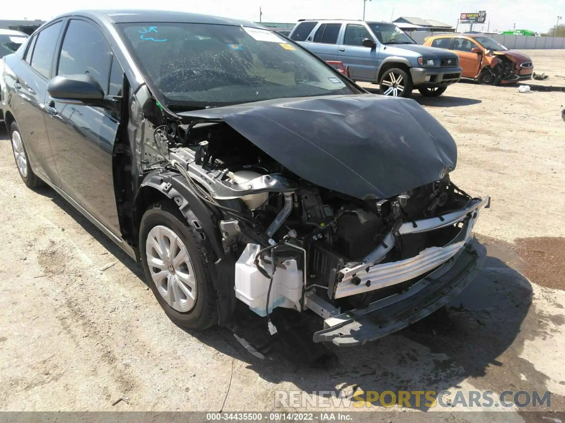 6 Photograph of a damaged car JTDKARFU1L3113625 TOYOTA PRIUS 2020