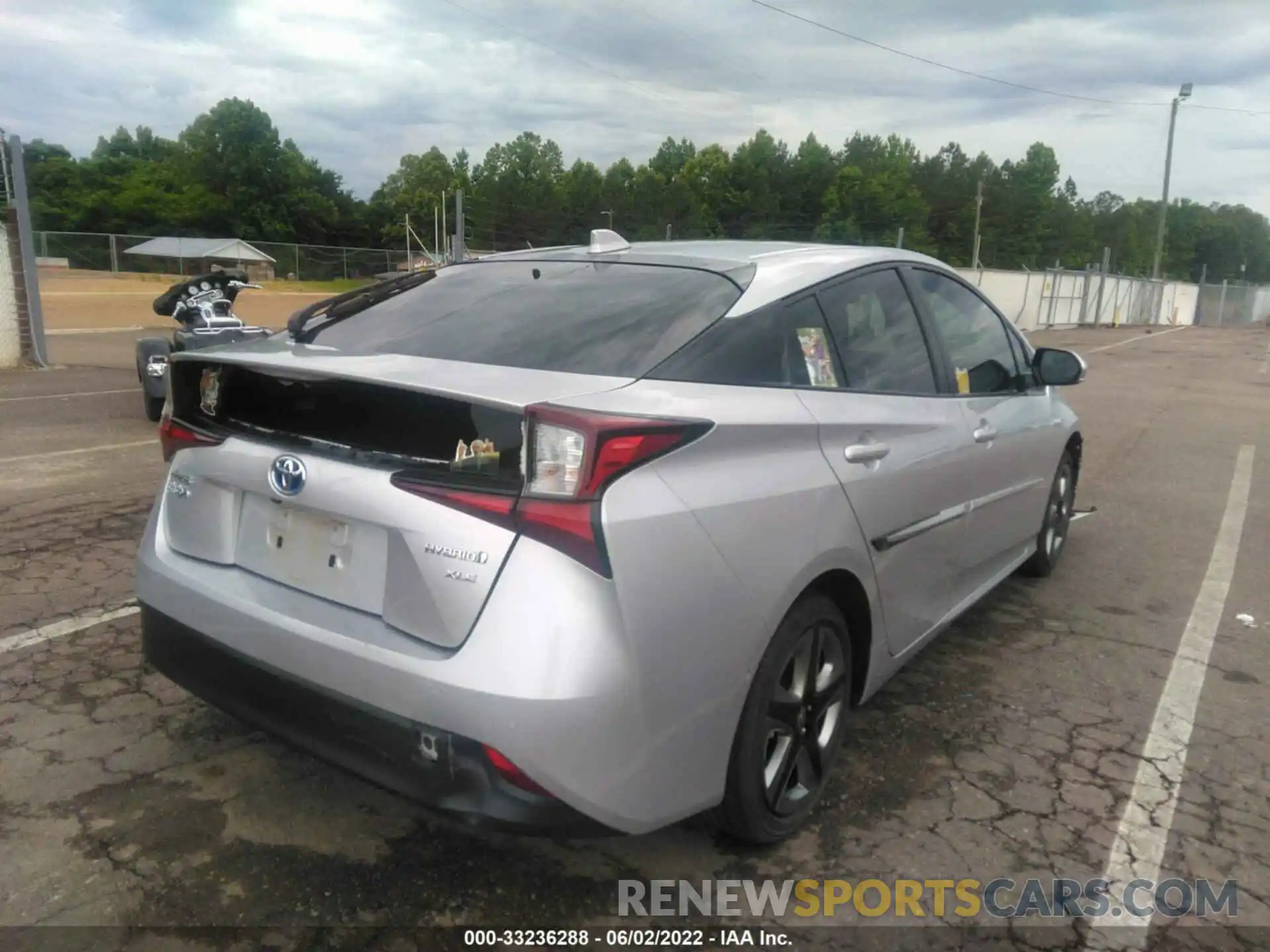 4 Photograph of a damaged car JTDKARFU1L3117061 TOYOTA PRIUS 2020