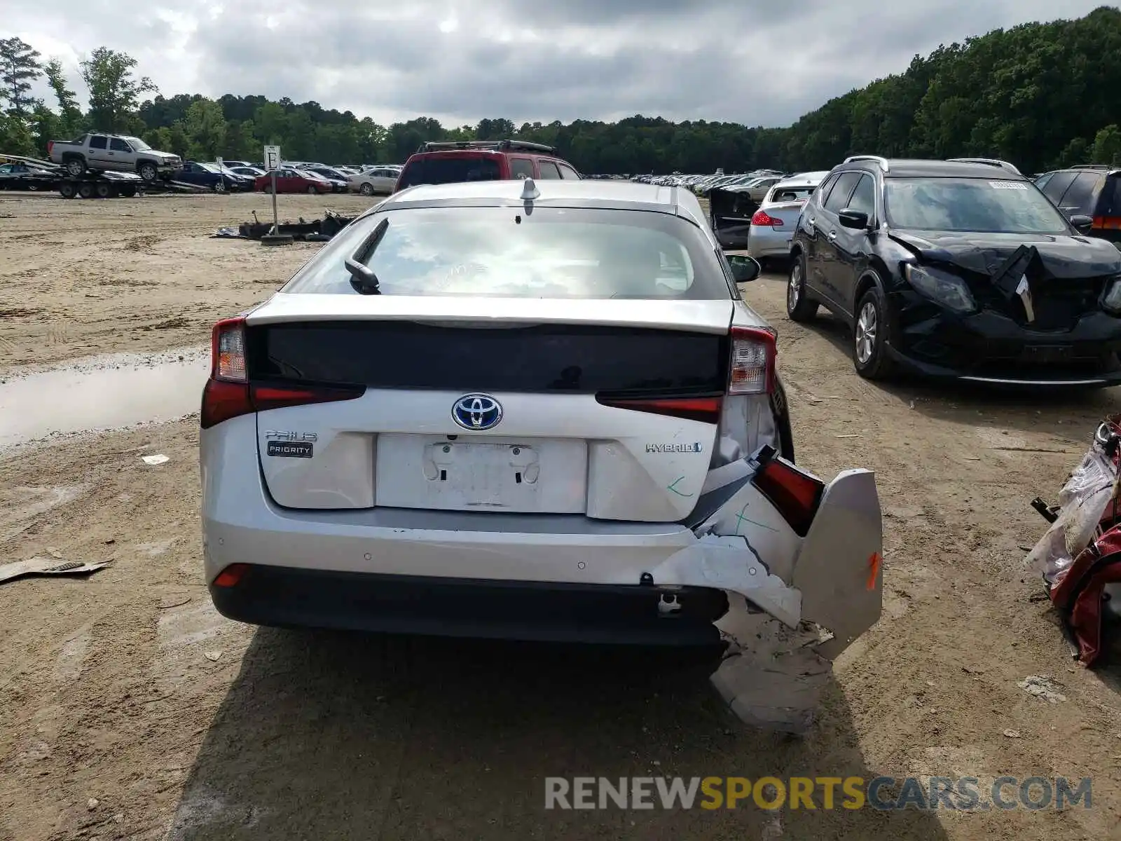 9 Photograph of a damaged car JTDKARFU2L3103556 TOYOTA PRIUS 2020