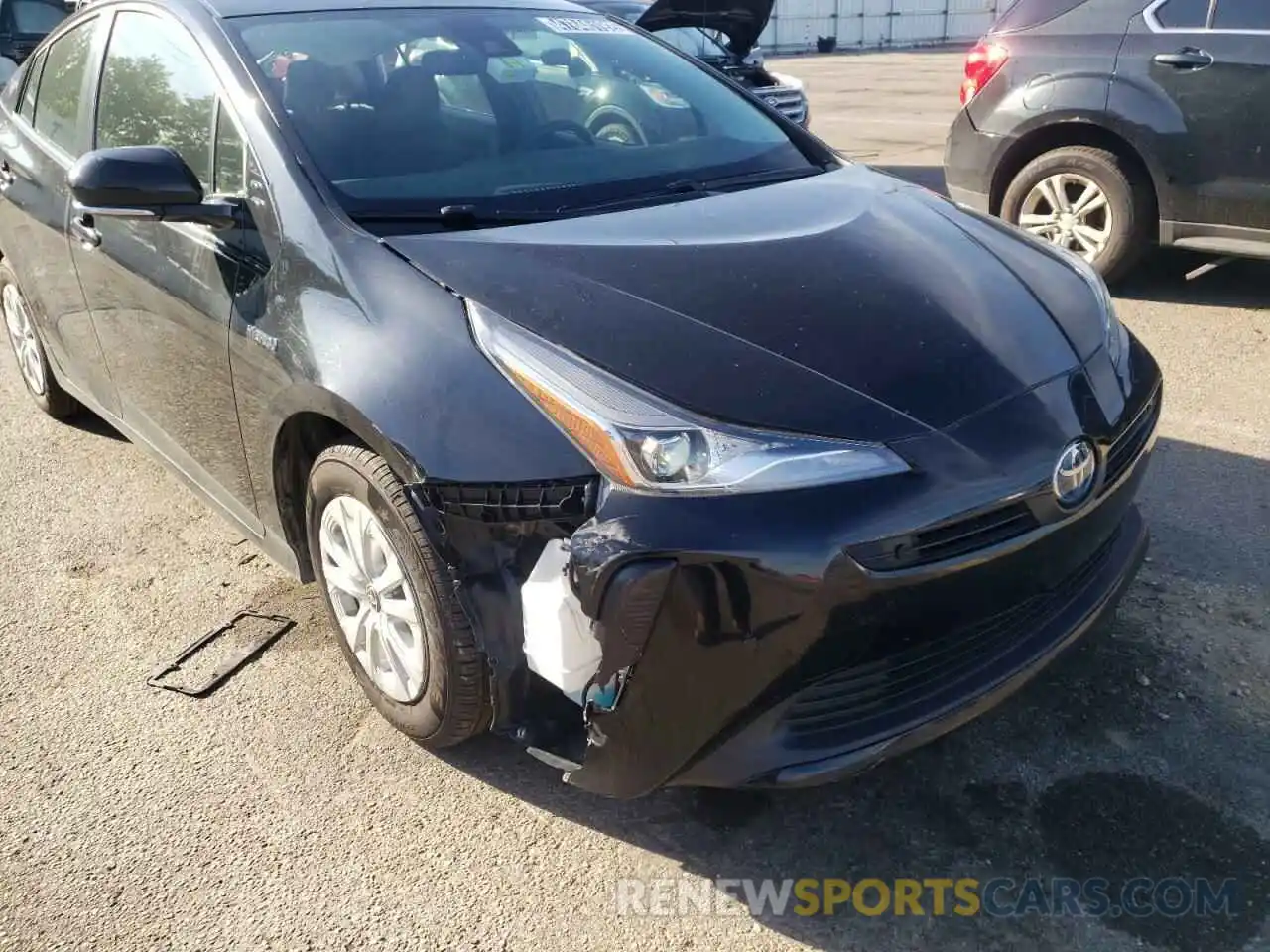 9 Photograph of a damaged car JTDKARFU2L3103833 TOYOTA PRIUS 2020