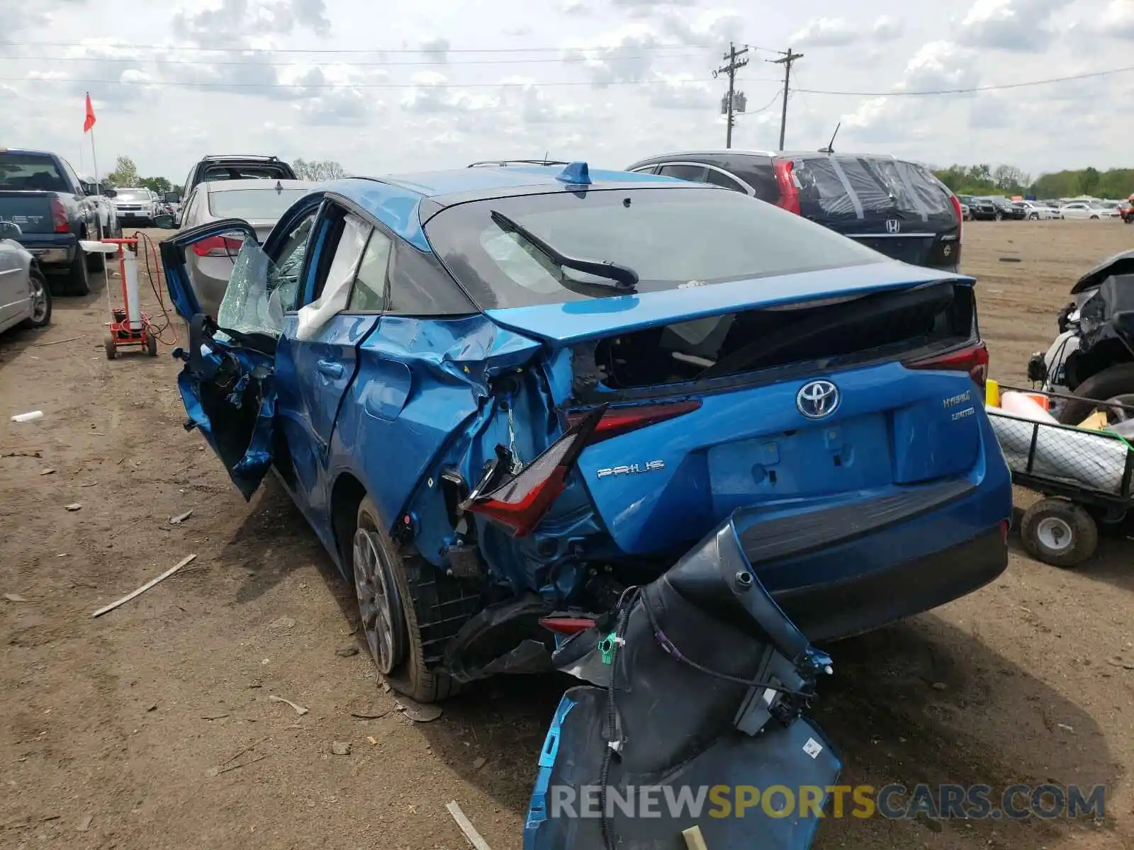 3 Photograph of a damaged car JTDKARFU2L3105534 TOYOTA PRIUS 2020