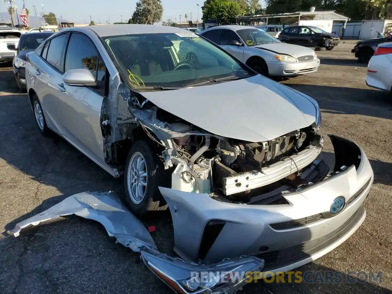 1 Photograph of a damaged car JTDKARFU2L3112452 TOYOTA PRIUS 2020