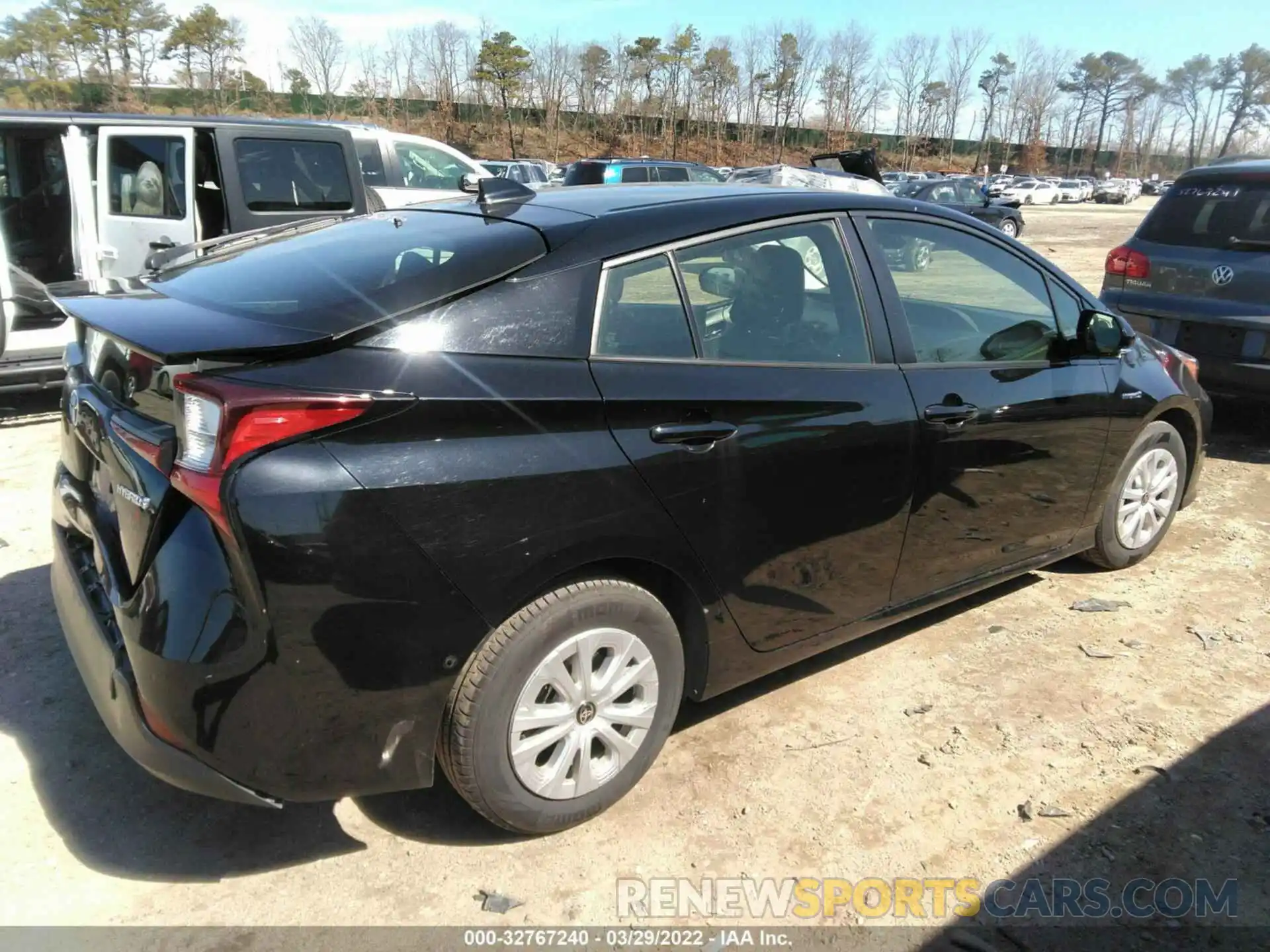 4 Photograph of a damaged car JTDKARFU2L3113925 TOYOTA PRIUS 2020