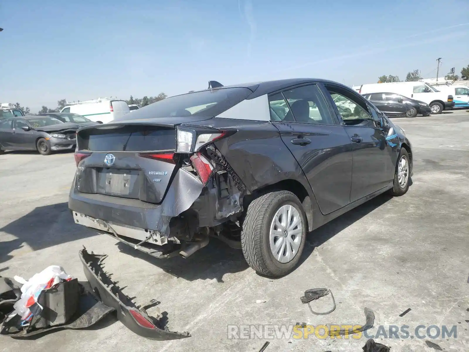 4 Фотография поврежденного автомобиля JTDKARFU2L3114203 TOYOTA PRIUS 2020