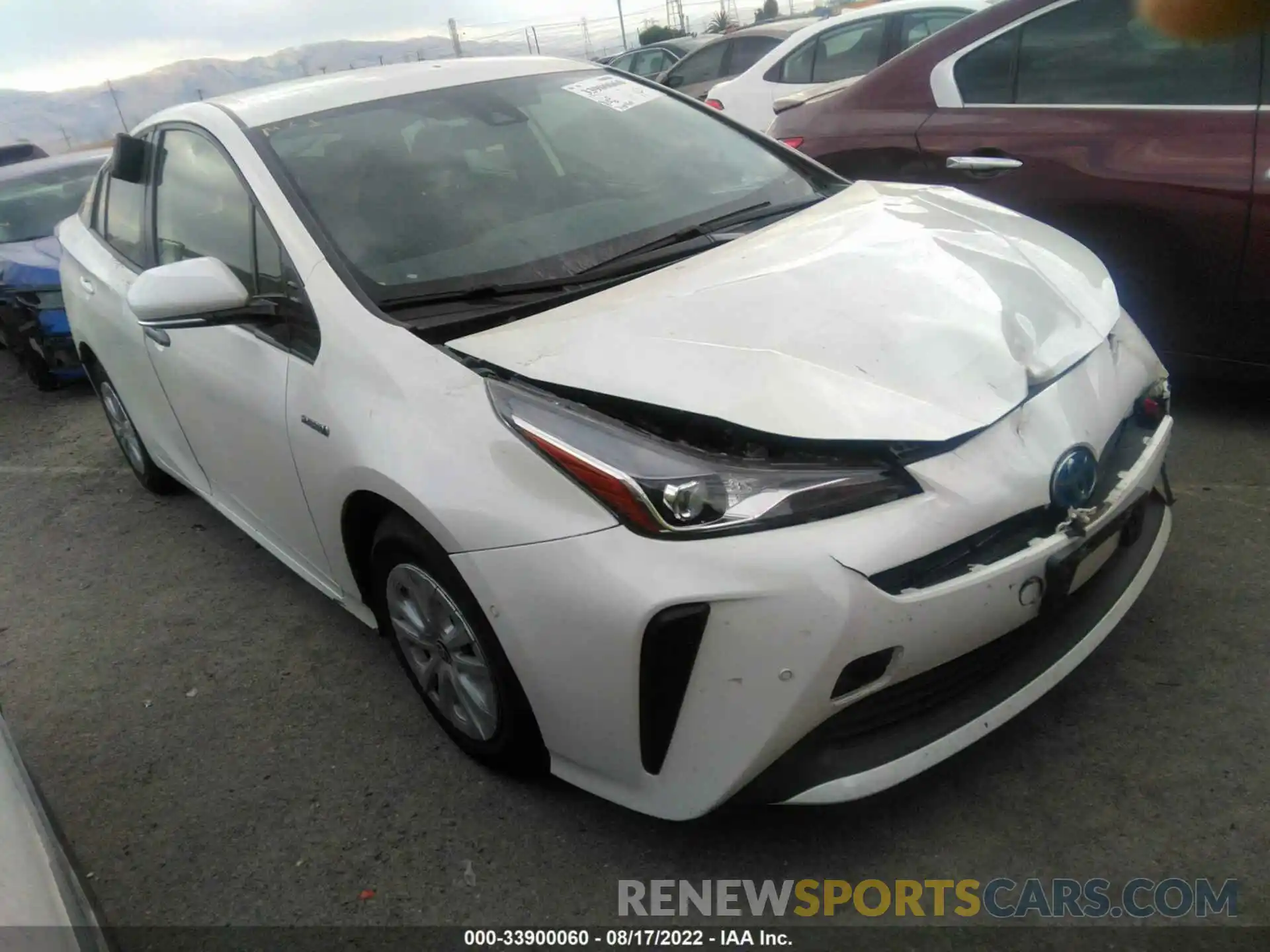 1 Фотография поврежденного автомобиля JTDKARFU2L3117439 TOYOTA PRIUS 2020