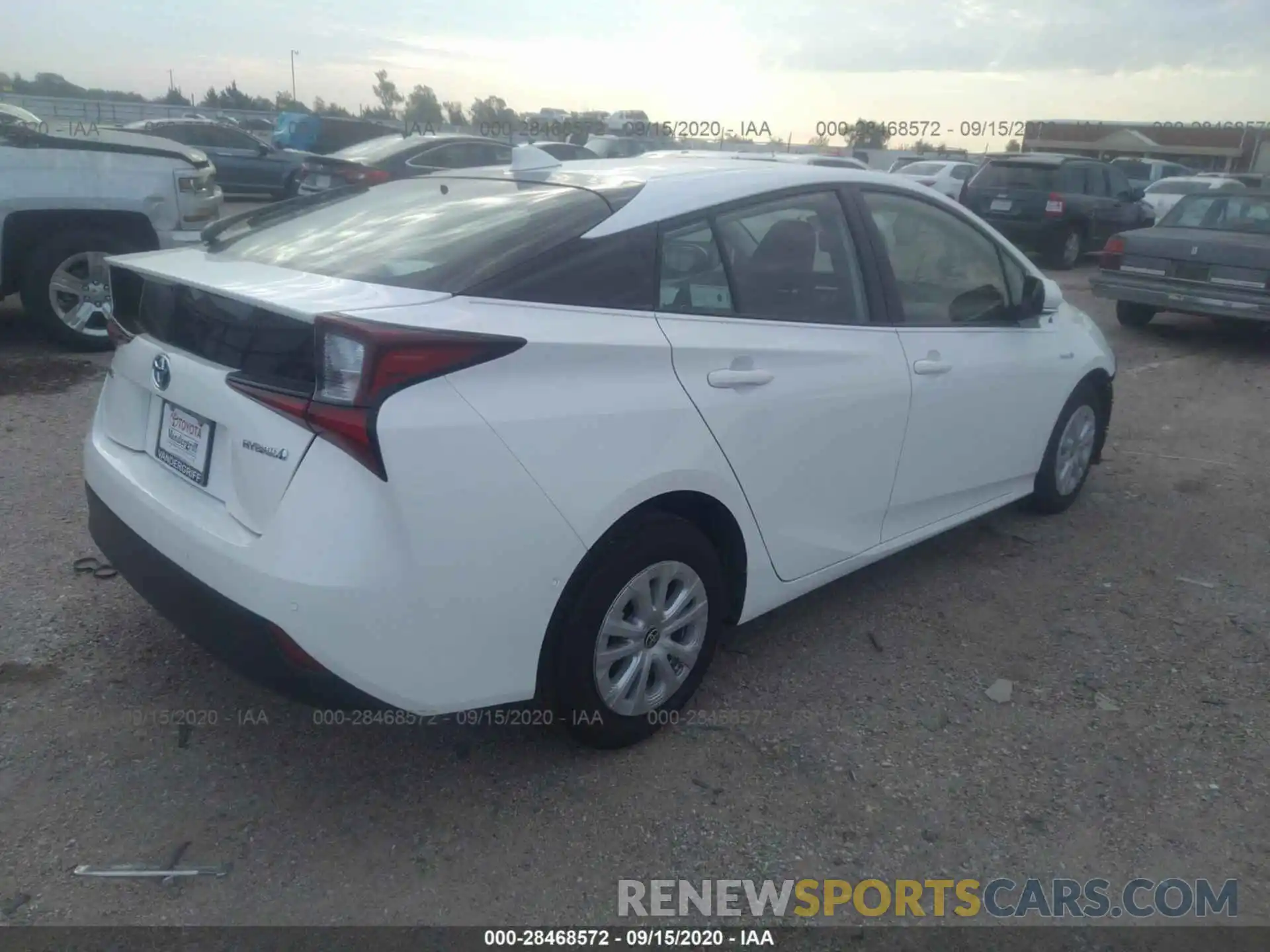 4 Photograph of a damaged car JTDKARFU2L3118719 TOYOTA PRIUS 2020