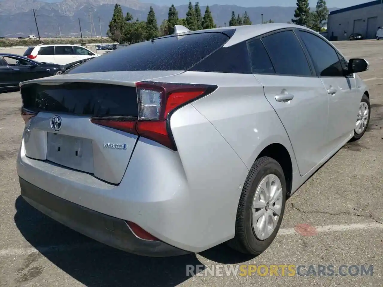 4 Photograph of a damaged car JTDKARFU2L3120762 TOYOTA PRIUS 2020