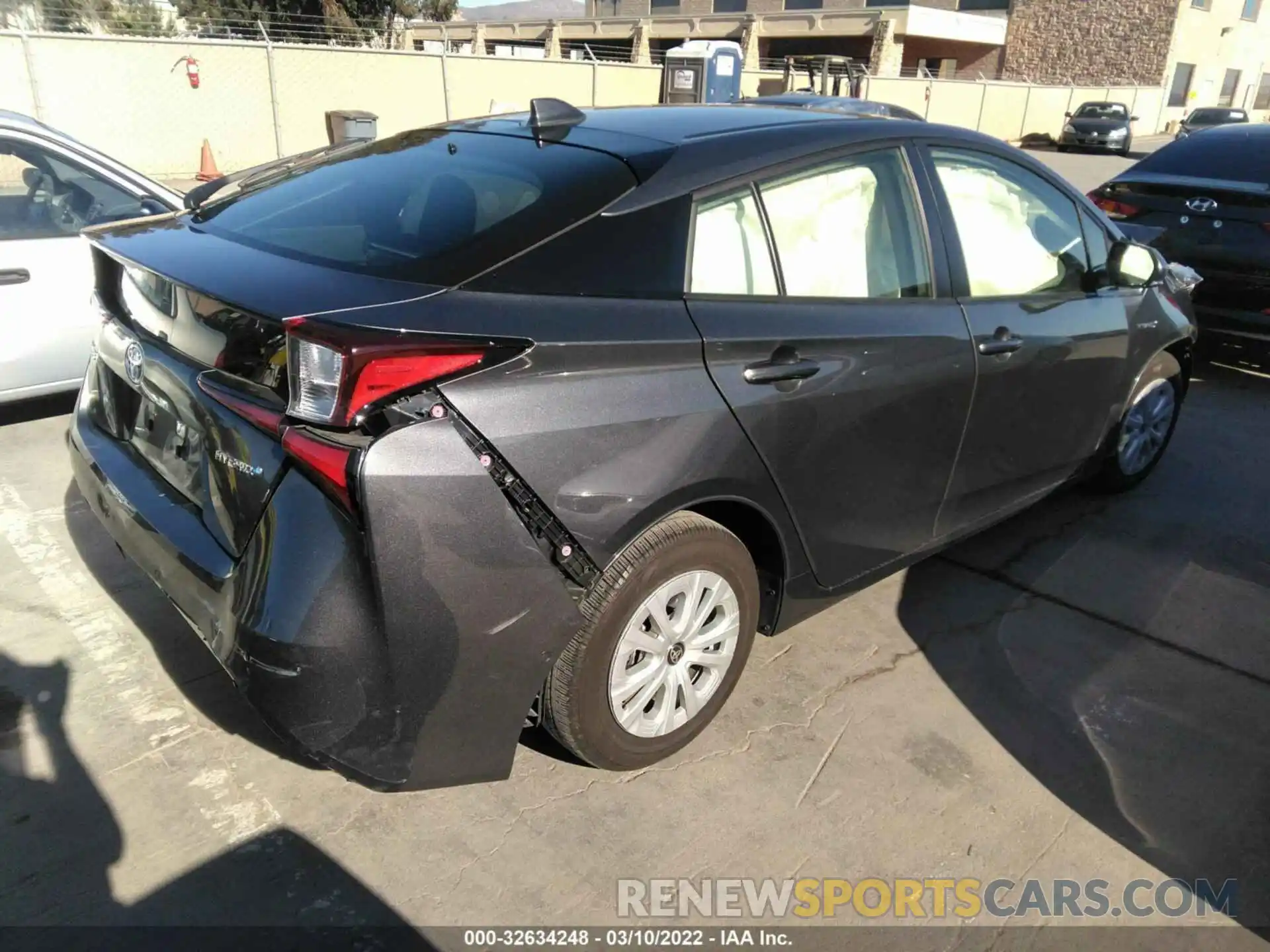 4 Photograph of a damaged car JTDKARFU2L3120888 TOYOTA PRIUS 2020