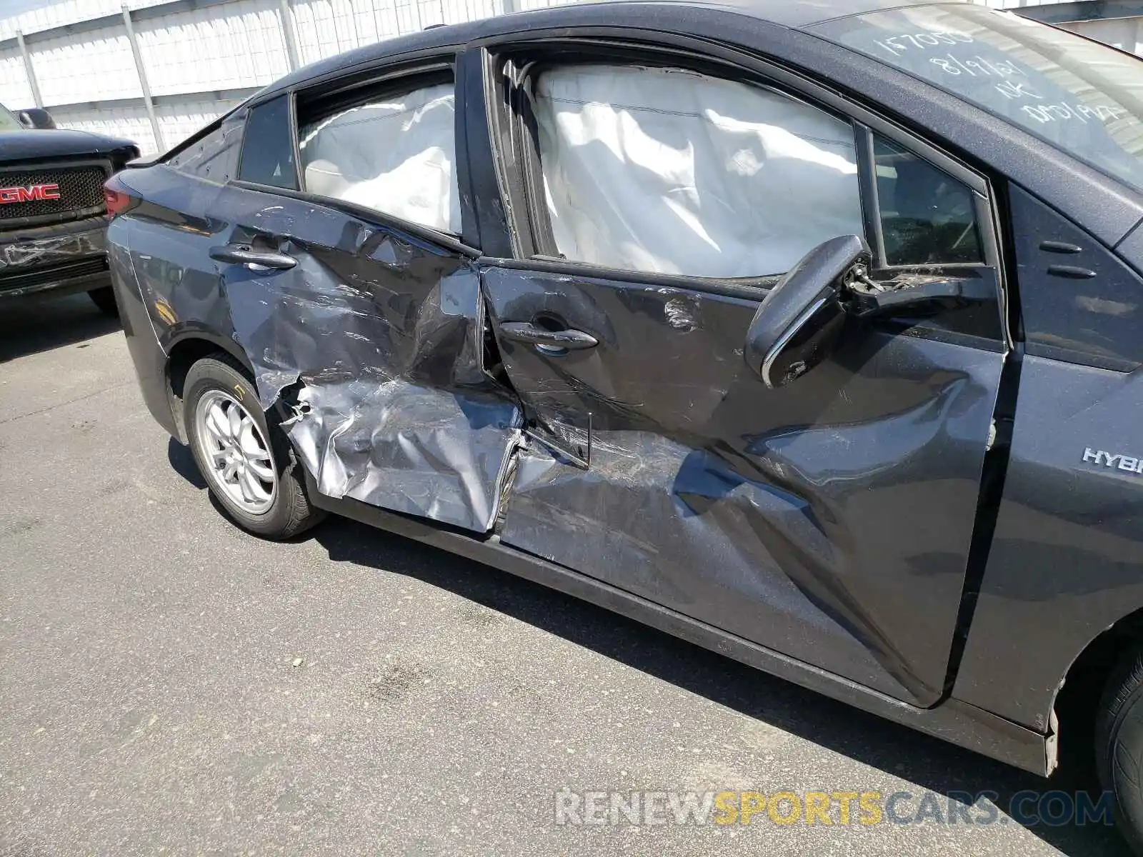 9 Photograph of a damaged car JTDKARFU3L3106403 TOYOTA PRIUS 2020