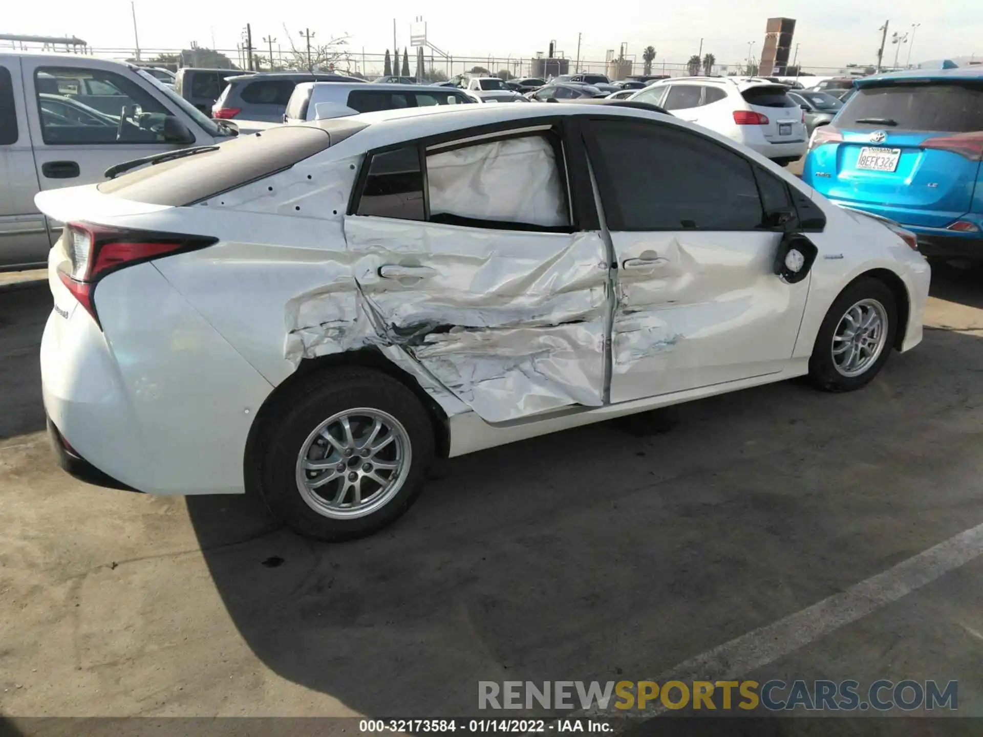 4 Photograph of a damaged car JTDKARFU3L3106613 TOYOTA PRIUS 2020