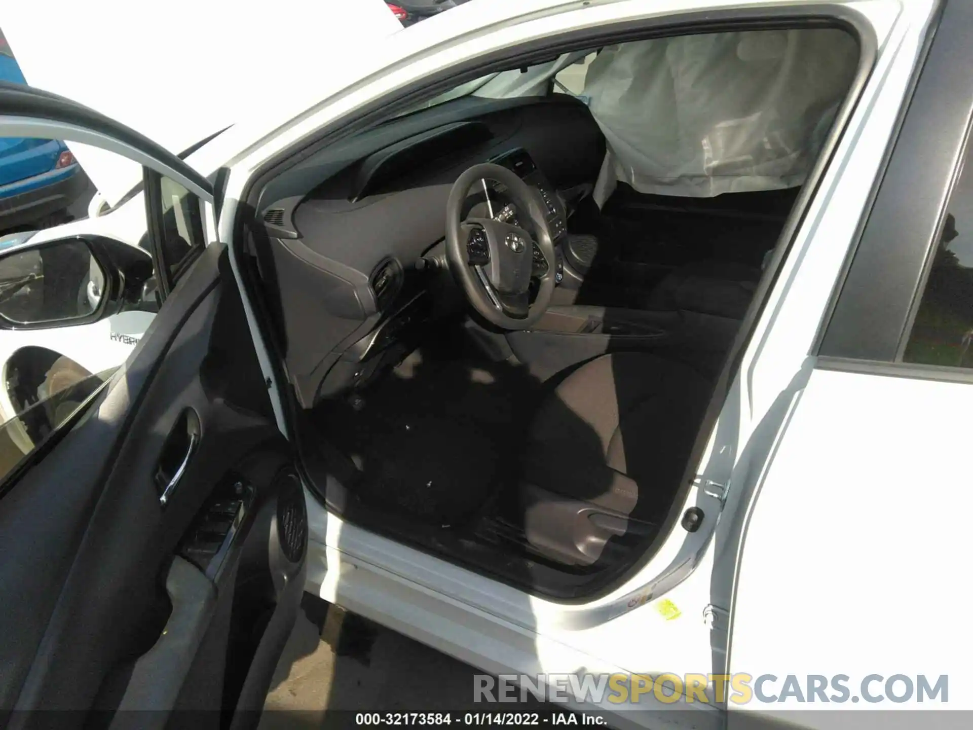 5 Photograph of a damaged car JTDKARFU3L3106613 TOYOTA PRIUS 2020