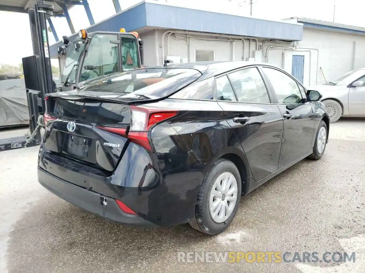 4 Photograph of a damaged car JTDKARFU3L3111598 TOYOTA PRIUS 2020