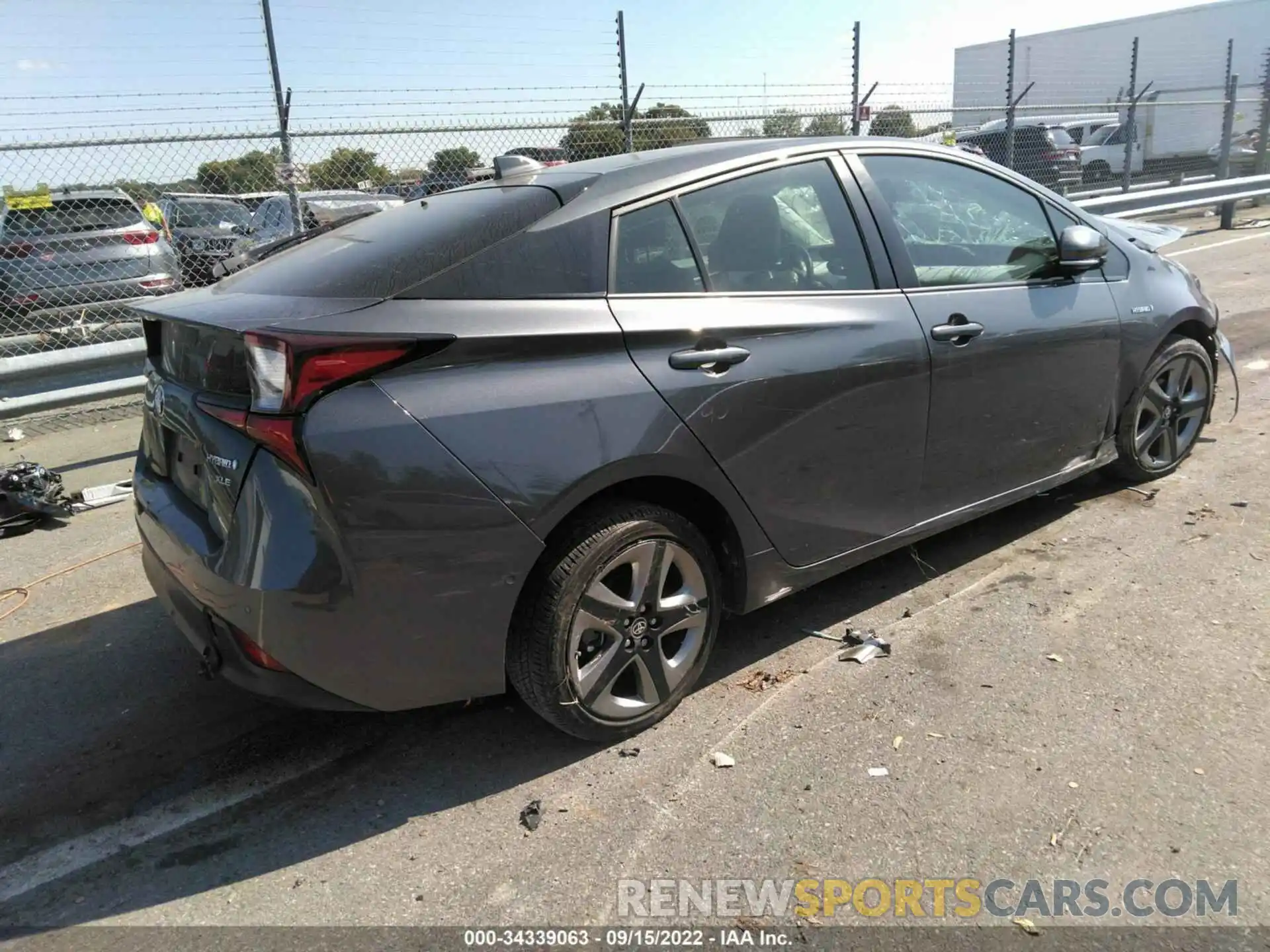 4 Photograph of a damaged car JTDKARFU3L3111665 TOYOTA PRIUS 2020