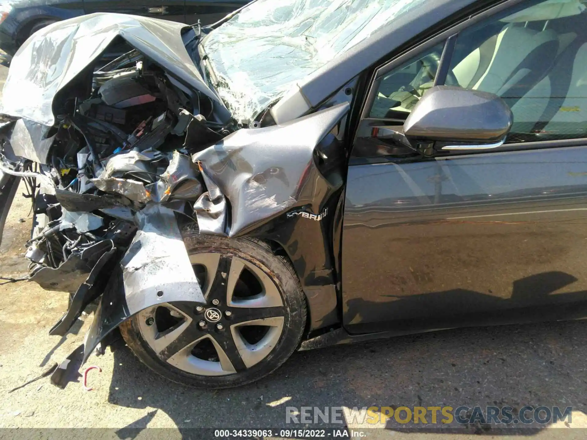 6 Photograph of a damaged car JTDKARFU3L3111665 TOYOTA PRIUS 2020