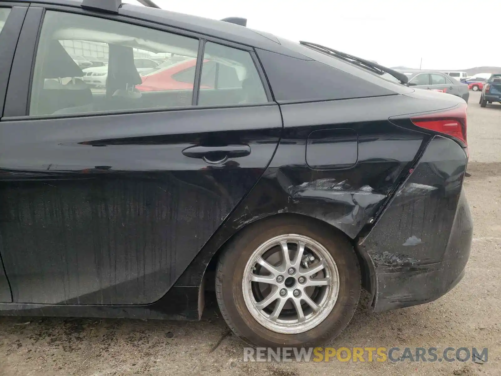 9 Photograph of a damaged car JTDKARFU3L3117451 TOYOTA PRIUS 2020