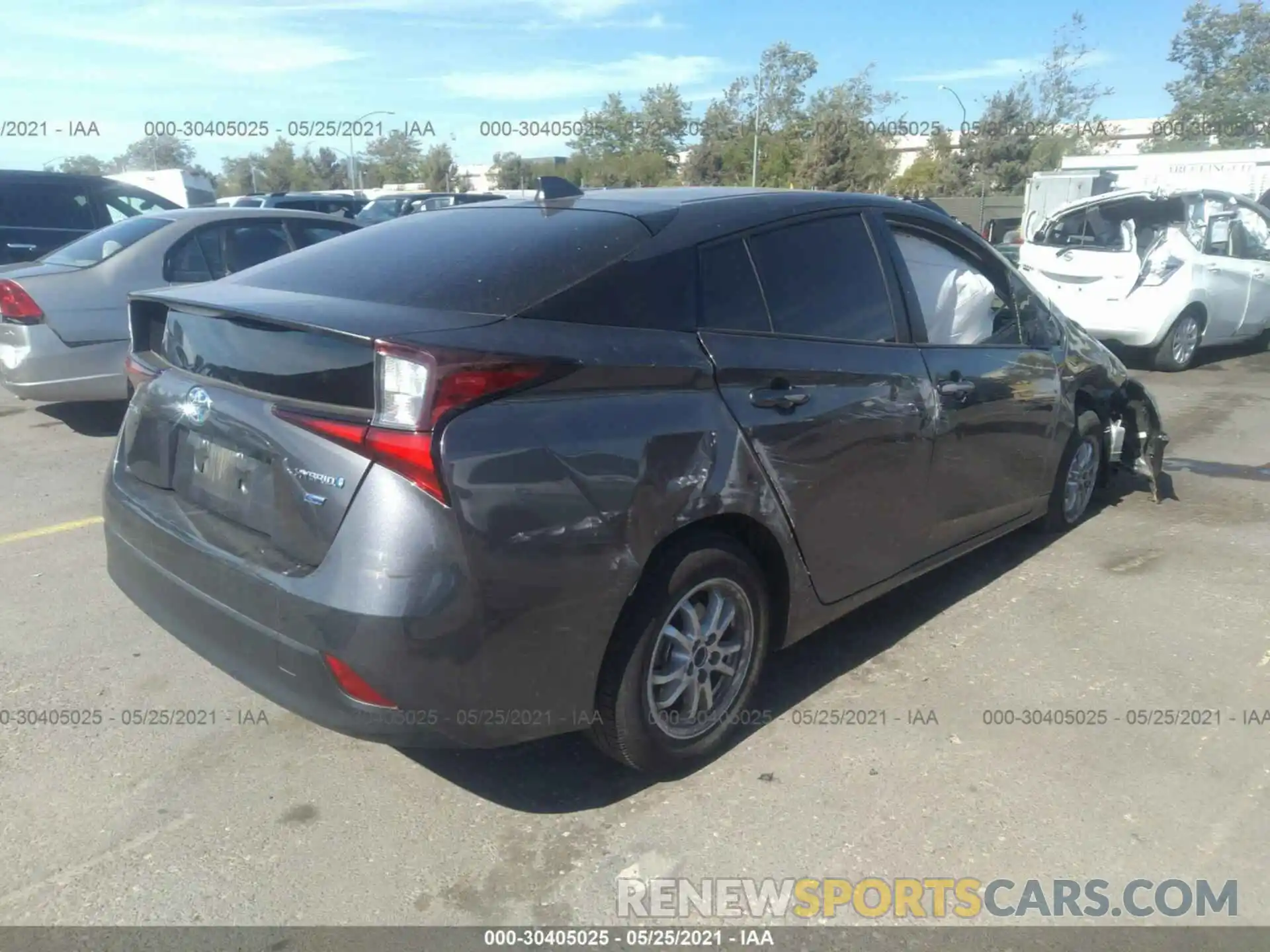 4 Photograph of a damaged car JTDKARFU3L3118082 TOYOTA PRIUS 2020